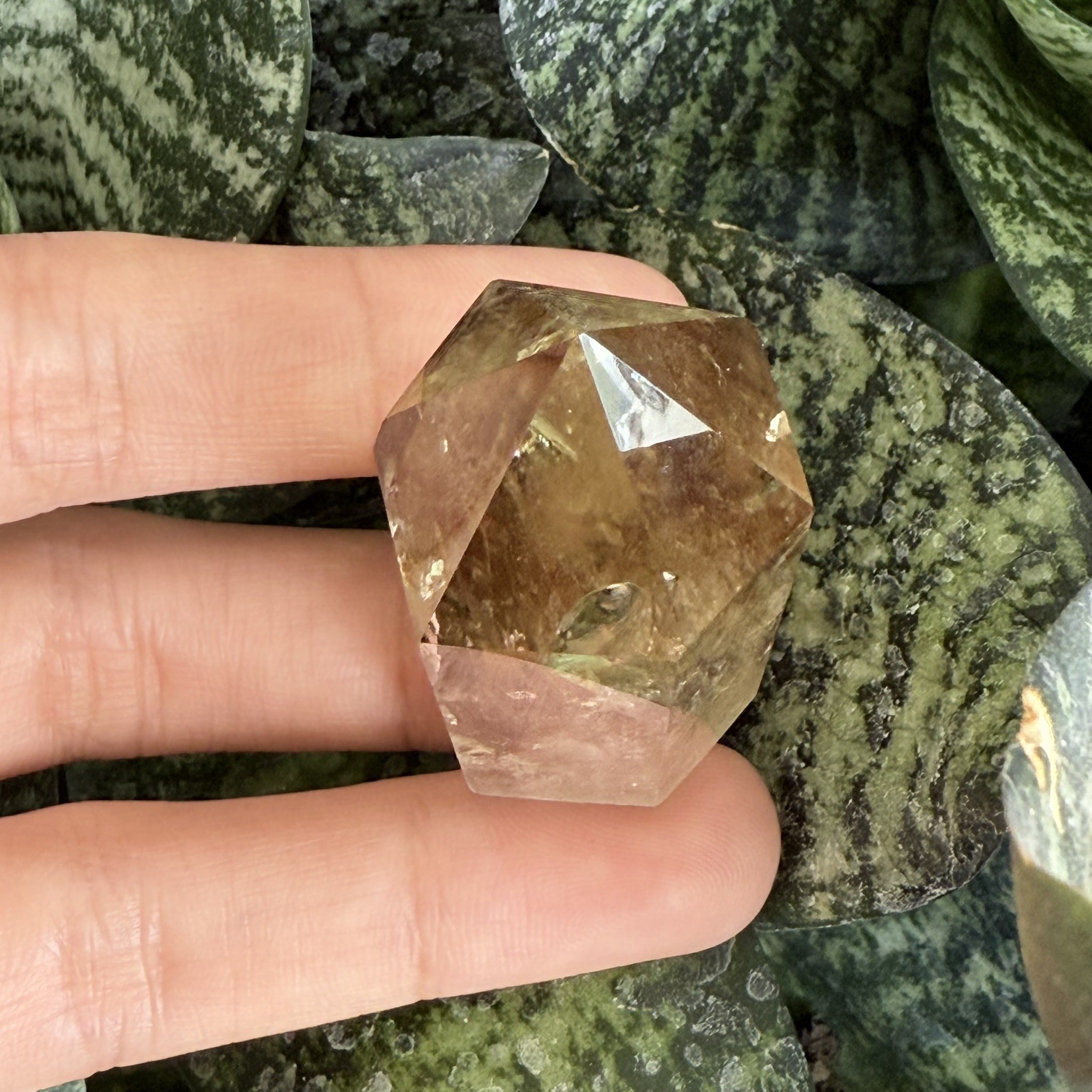 ก้อน ผลึก ซิทริน Citrine 200.00 กะรัต (Cts.) พลอยแท้ อัญมณีมงคลประจําวันเกิด เครื่องประดับพลอย