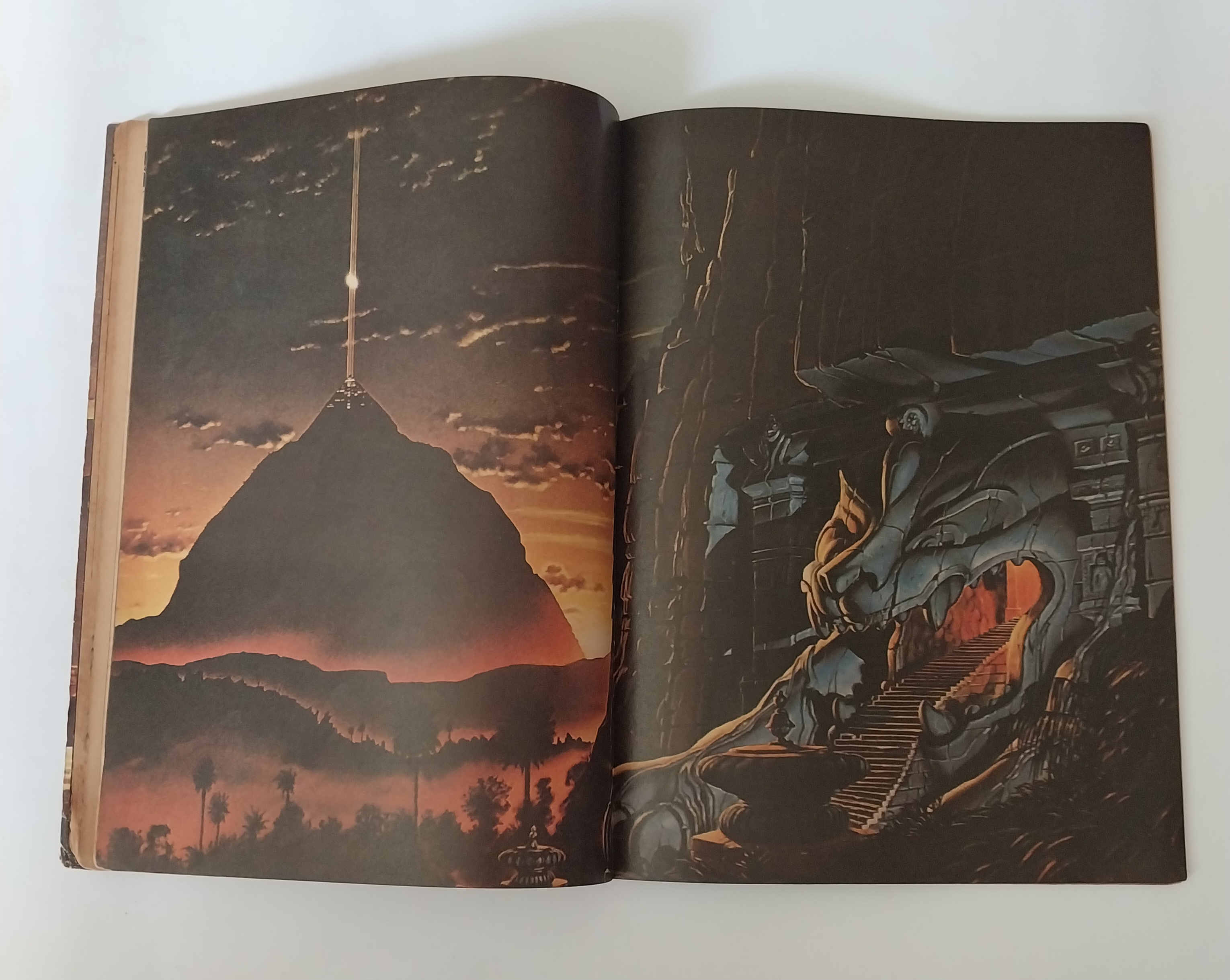 มีหลายภาพ, นิตยสารเก่าโนวา Nova ฉบับที่ 8 ตุลาคม 2525