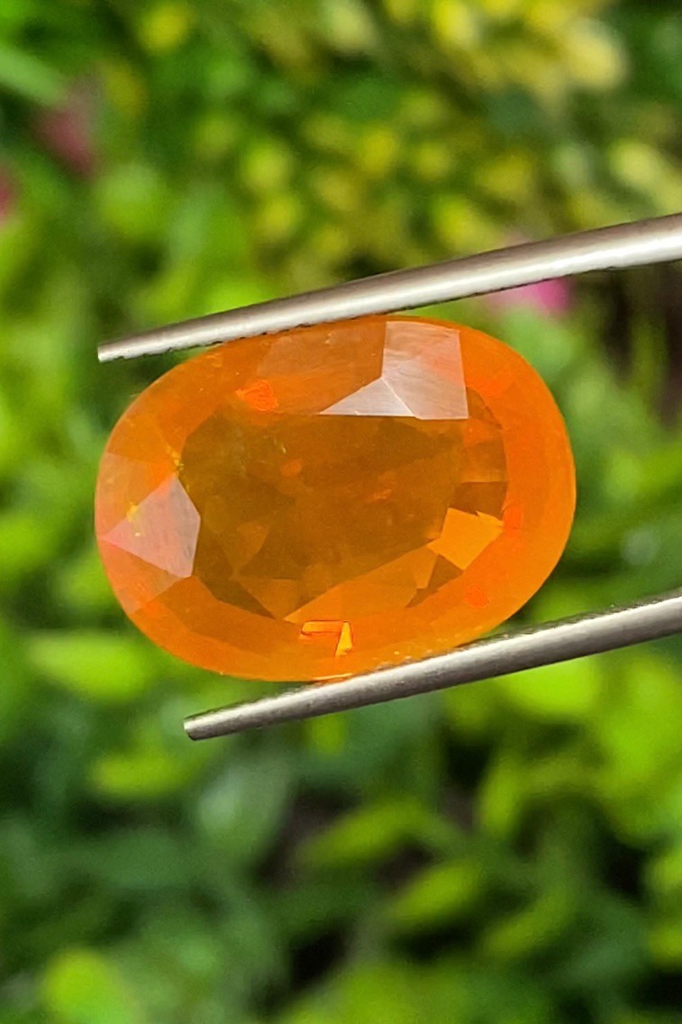 พลอย ไฟร์ โอปอล Fire Opal 9.18 กะรัต (Cts.) พลอยแท้ อัญมณีมงคลประจําวันเกิด เครื่องประดับพลอย