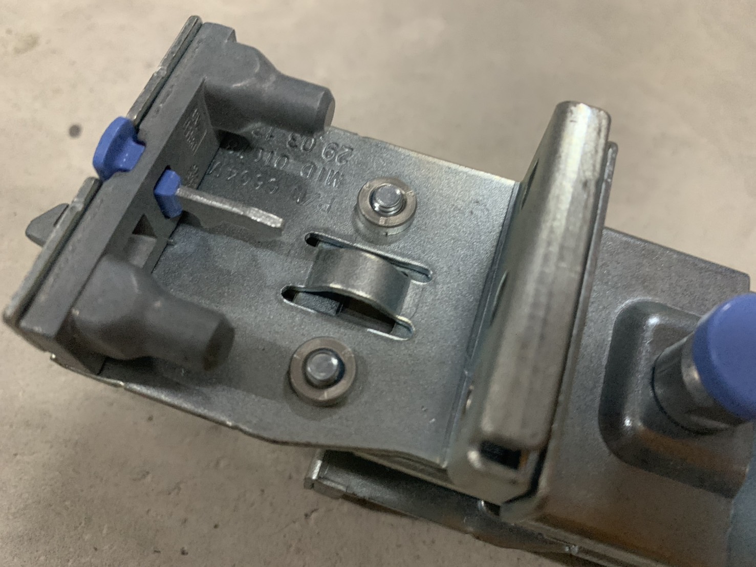 ขาแร็ก Dell PowerEdge R230 1U Sliding Ready Rail (A4) รองรับ R210 R220 R230 R240 R310 R410 R415 มี 150 คู่