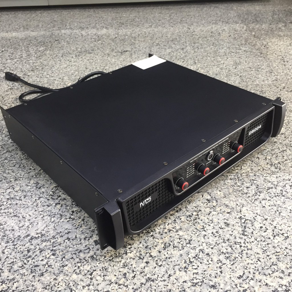 NTS D-5004 poweramp