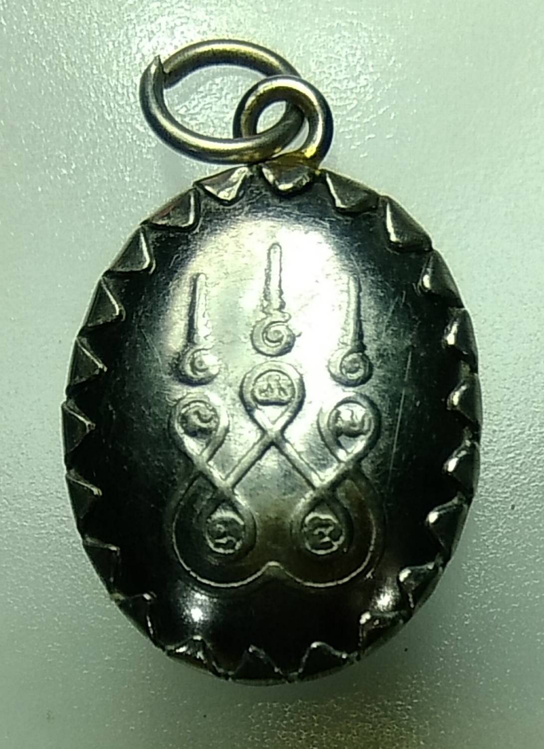 P023 ล๊อกเก็ตพระครูสวรรค์นคราจารย์ (ช่วง) วัดโพธาราม จ.นครสวรรค์