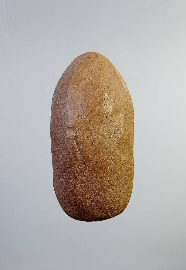 ผ2835 พระขุนแผน ไข่ผ่าซีก เนื้อดิน ไม่ทราบที่ครับ