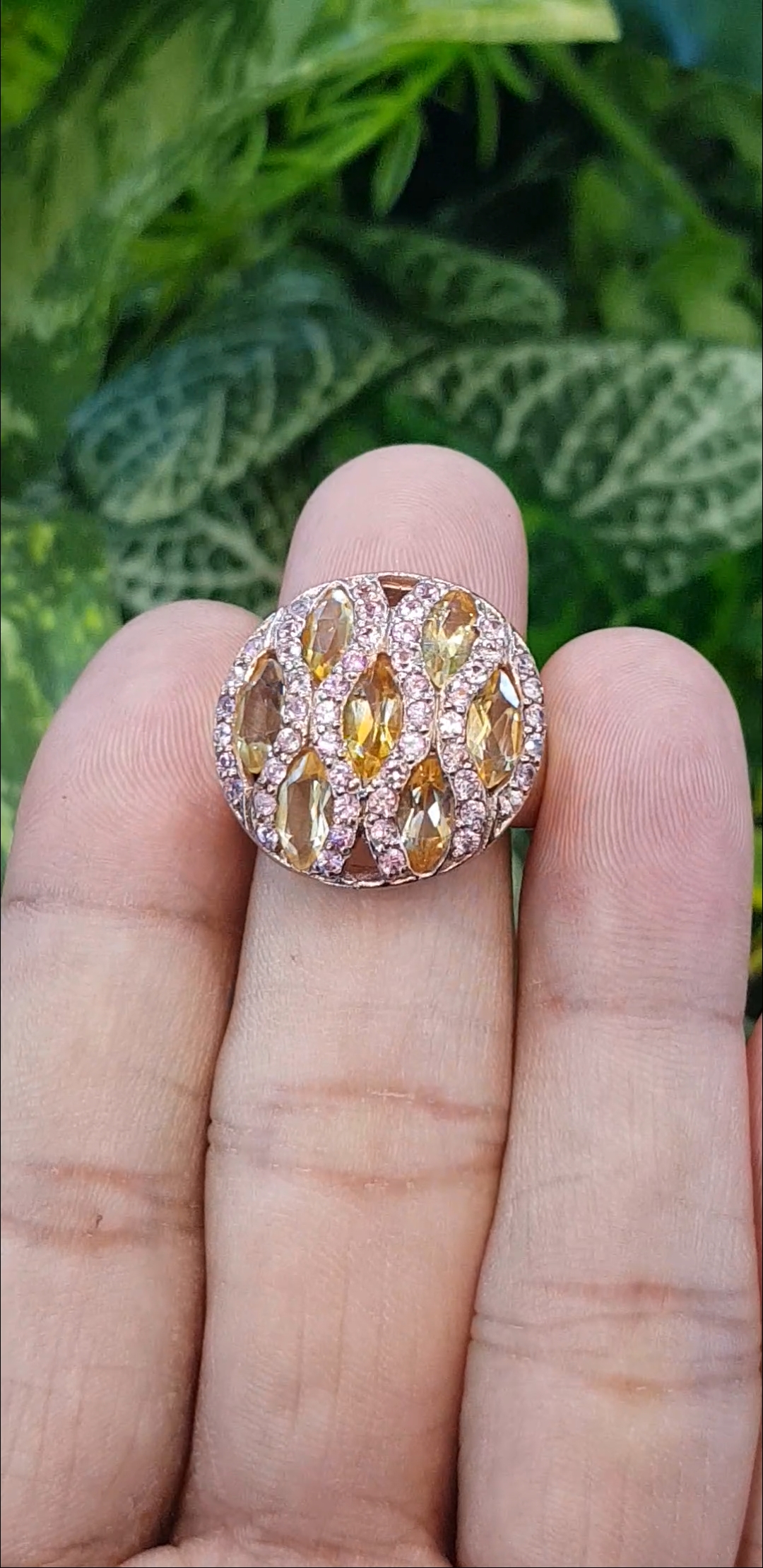 แหวน พลอยซิทรีน Citrine Silver Ring (Size) 55 ตัวเรือนเงิน ชุบทอง ประดับด้วยพิ้งแซฟไฟร์ เพชร CZ คัดคุณภาพ