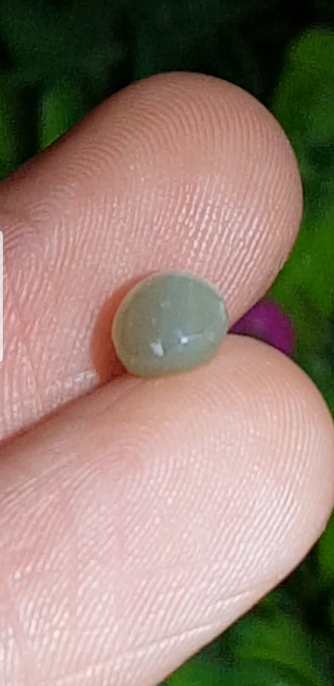 พลอย ตาแมว คริโซเบริล Cat eye Chrysoberyl 1.49 กะรัต (Cts.) พร้อมใบเซอร์ พลอยแท้ อัญมณีมงคลประจําวันเกิด เครื่องประดับพลอย