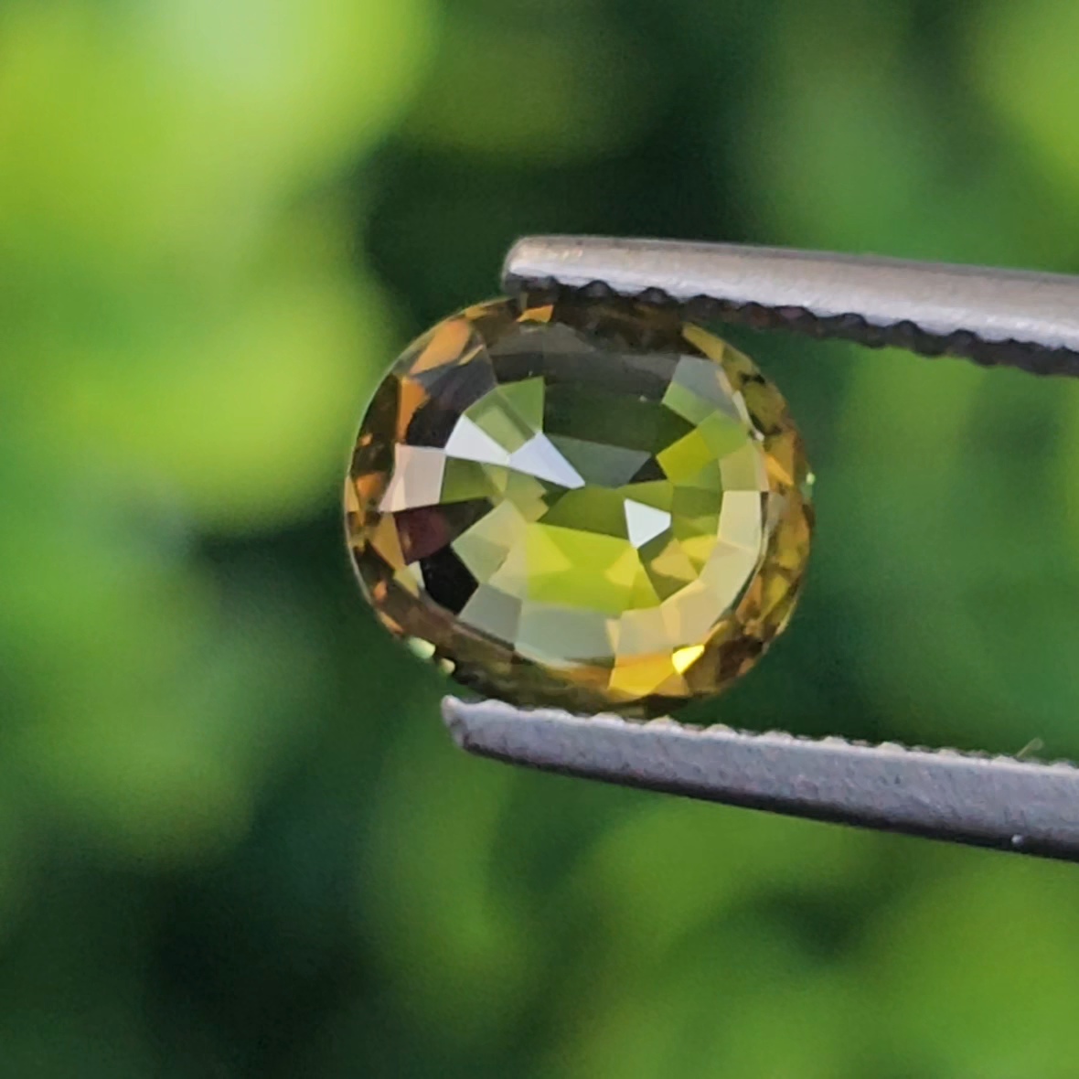 พลอย บุษราคัม Yellow Sapphire 1.18 กะรัต (Cts.) ดิบ (Unheated) พร้อมใบเซอร์ พลอยแท้ อัญมณีมงคลประจําวันเกิด เครื่องประดับพลอย