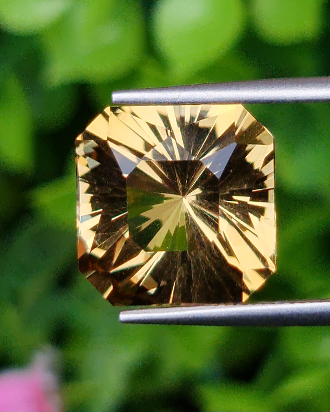 พลอย ซิทริน Citrine 8.07 กะรัต (Cts.) พลอยแท้ อัญมณีมงคลประจําวันเกิด เครื่องประดับพลอย