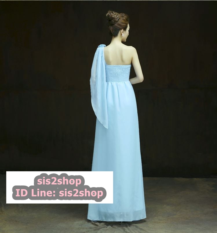 พร้อมส่ง ชุดเดรสยาว เกาะอก ไหล่เดียว จับสม๊อกด้านหลัง สีฟ้า