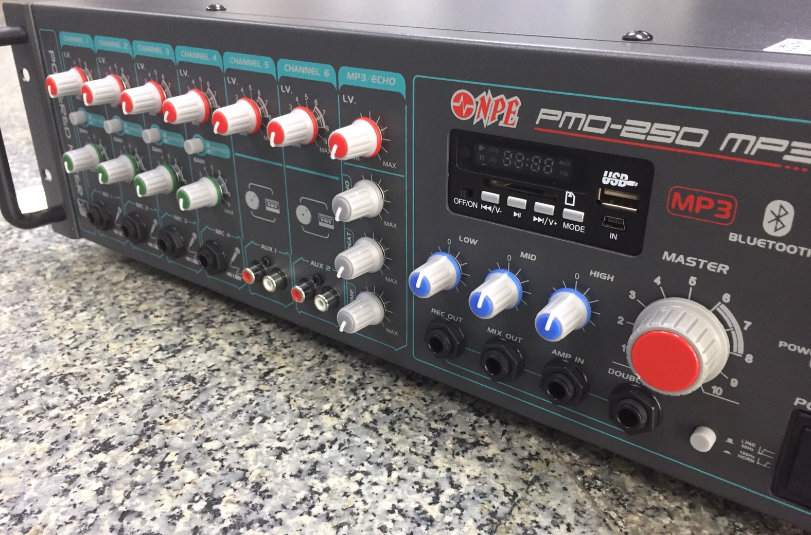 NPE PMD-250MP3 AC/DC POWERMIXER+LINE