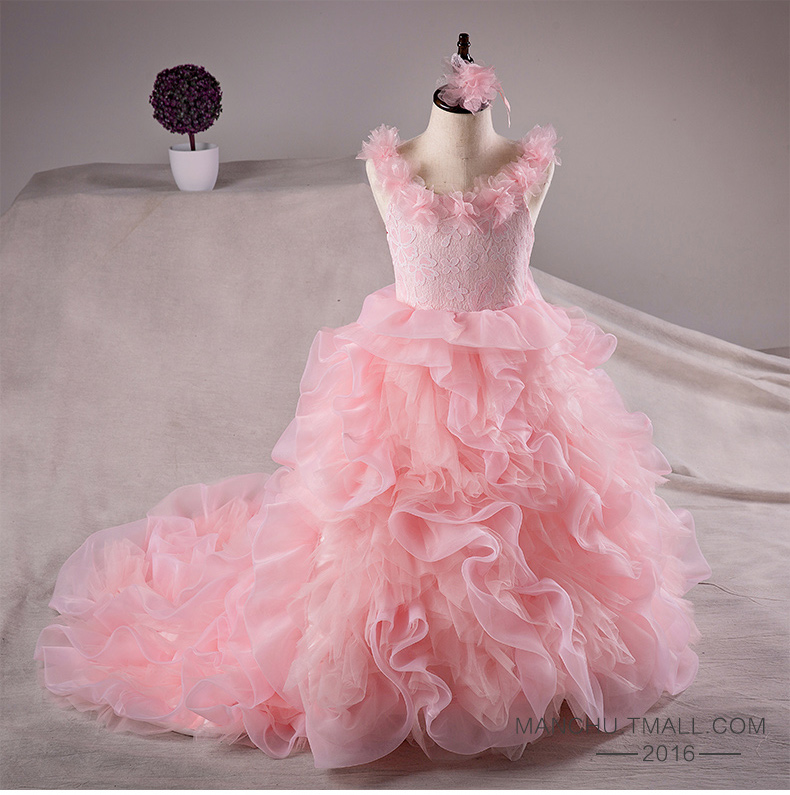 Pre-order ชุดราตรีเด็ก ชุดออกงาน ชุดกระโปรง สไตล์เจ้าหญิง แขนกุด คอกลม ผ้าลูกไม้ แต่งดอก กระโปรงผ้าแก้วเป็นชั้น ๆ แต่งโบว์ด้านหลัง ซิปหลัง