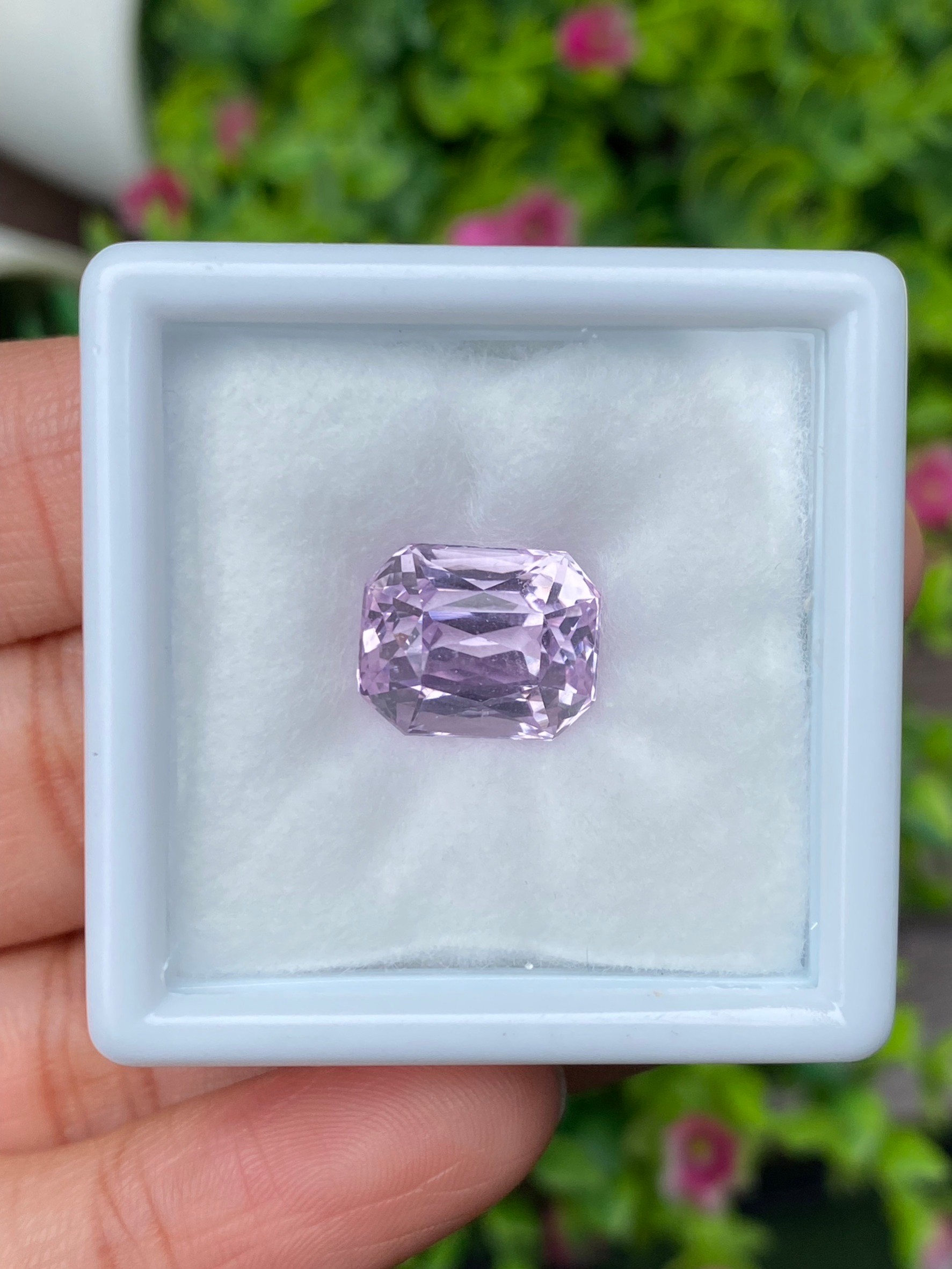 พลอย คุนไซท์ Kunzite 9.05 กะรัต (Cts.) พลอยแท้อัญมณีมงคล ประจําวันเกิด เครื่องประดับพลอย