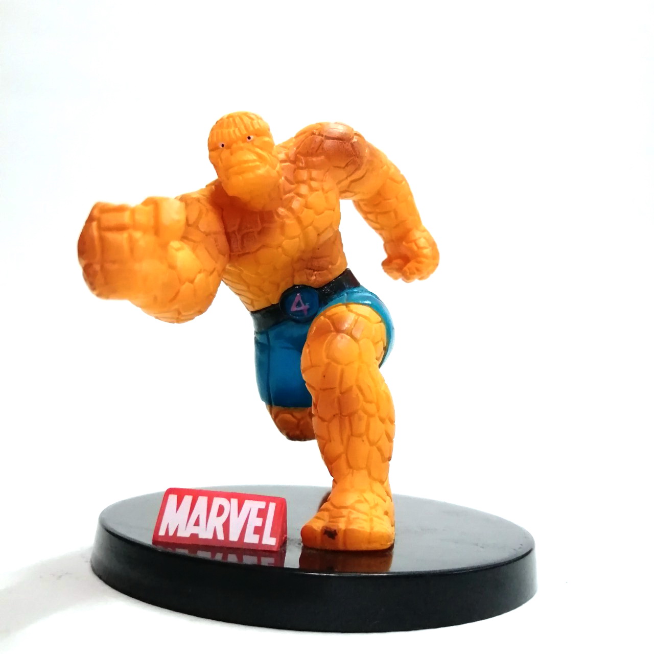 ฟิกเกอร์ พลาสติกตัน ขนาดตามรูป THE THING ( BEN GRIM)1ในสมาชิก FANTASTIC 4 รุ่นคอมมิค พร้อมฐาน จาก marvel สภาพใหม่ มีรอยบ้าง