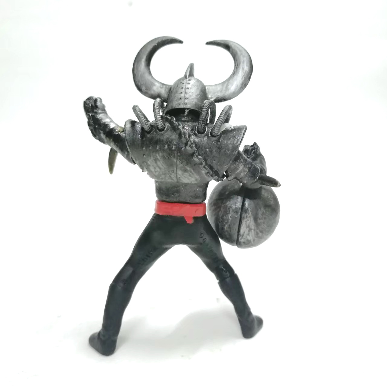 ขนาด3นิ้วกาชาปองเทตซึซัมโบ ***อาจมีรอยกาวบางส่วนไม่มีฐานน้ำแข็ง (เสนาธิการเหล็กกล้า)หนึ่งในขุนพลองค์การเดลเซอร์จากไรเดอร์สตรองเกอร์ ขนาดตามรูป มือสองของครบค่อนข้างหายาก