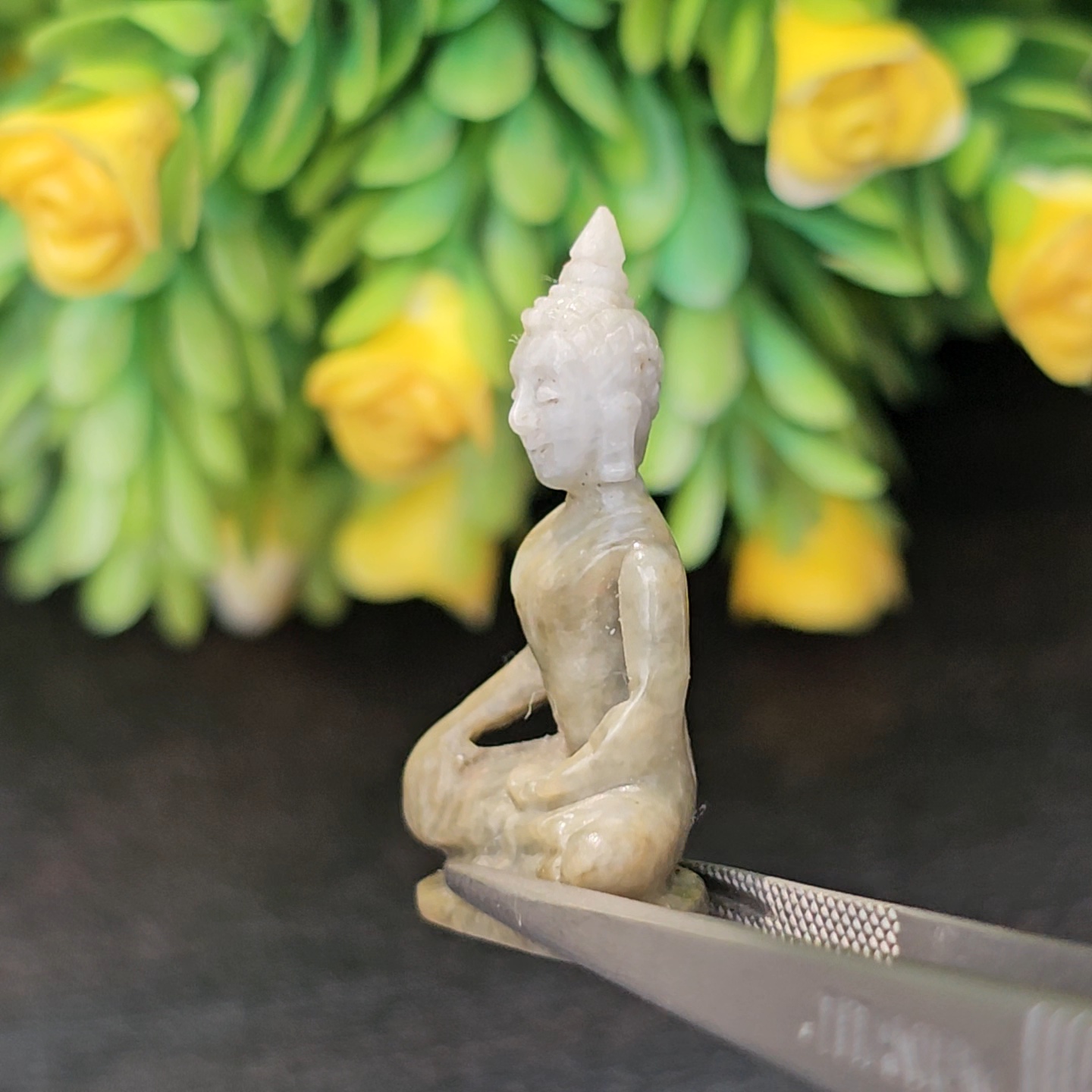 หยก แกะสลัก รูป พระ (Burmese jadeite) 19.38 กะรัต (cts.) หยก พม่า แท้