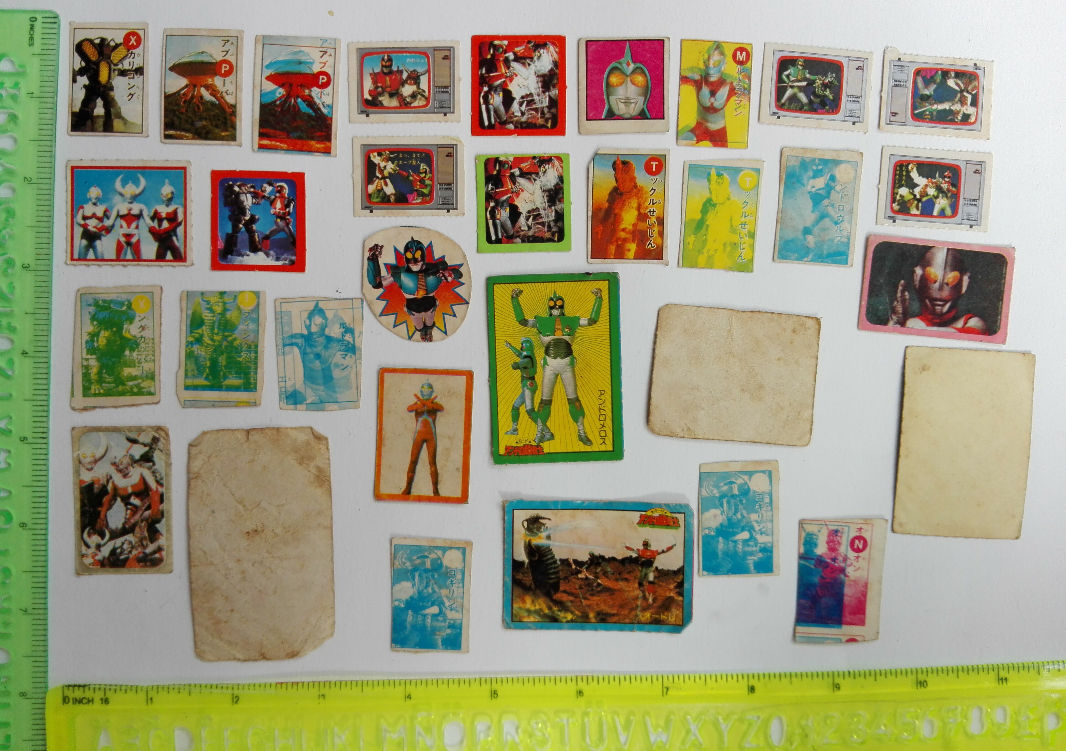 รูปลอกเก่า รวมอุลตร้าแมน