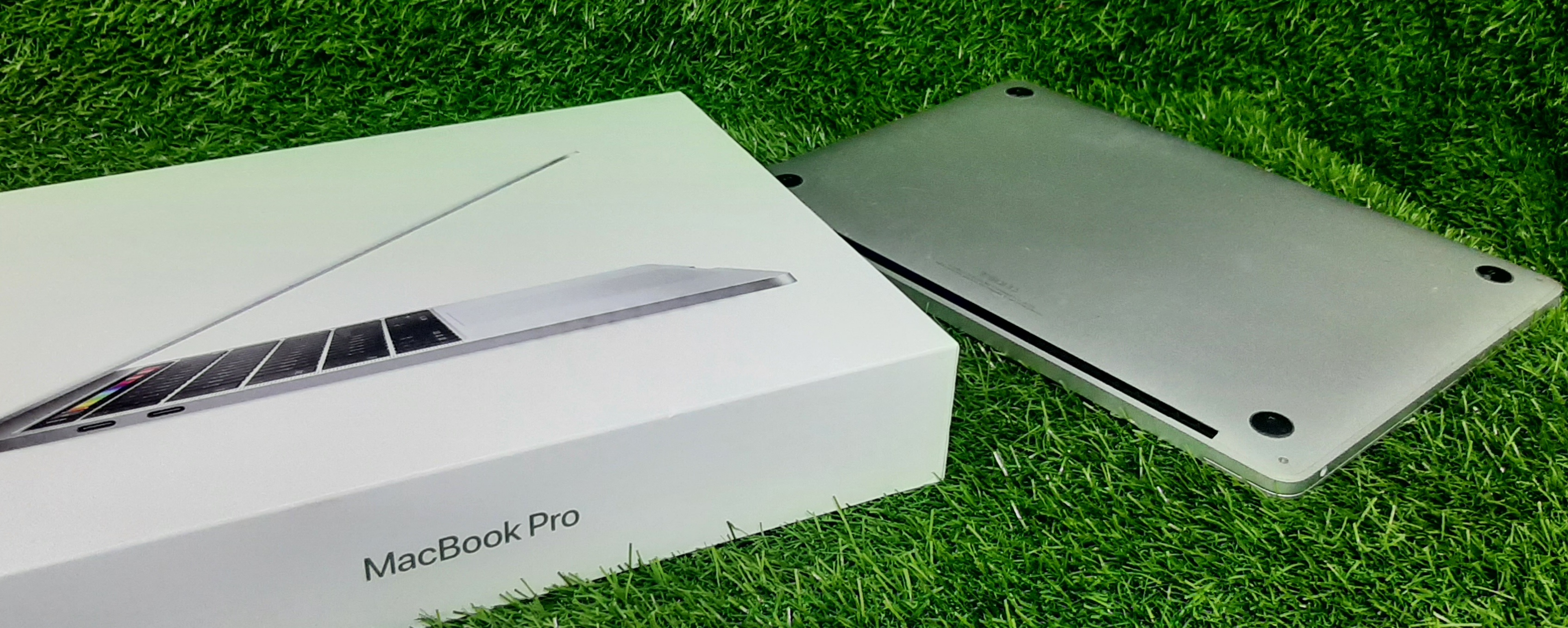 โน๊ตบุ๊คมือสอง ประกันร้าน 1 เดือน Pro13"2019 (i5-8257U Ram8GB SSD128GB) พร้อม Adapter