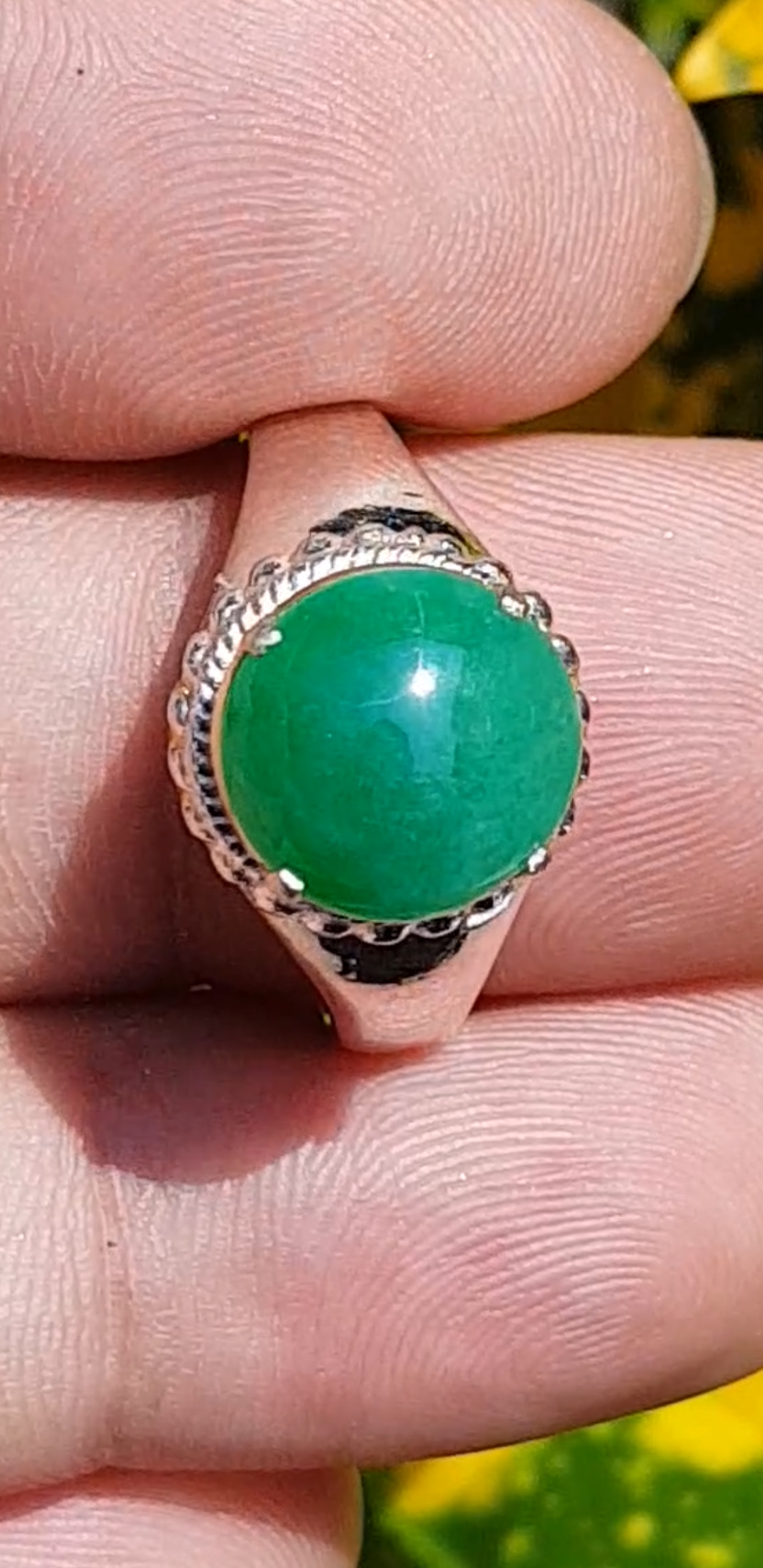 หยก พม่า แท้ Jade แหวนหยก 翡翠戒指 (Jadeite ring) 2.30 กะรัต (Cts.) Size 59 ดิบ ไม่ผ่านการปรับปรุง (Type A) พม่า (Myanmar)