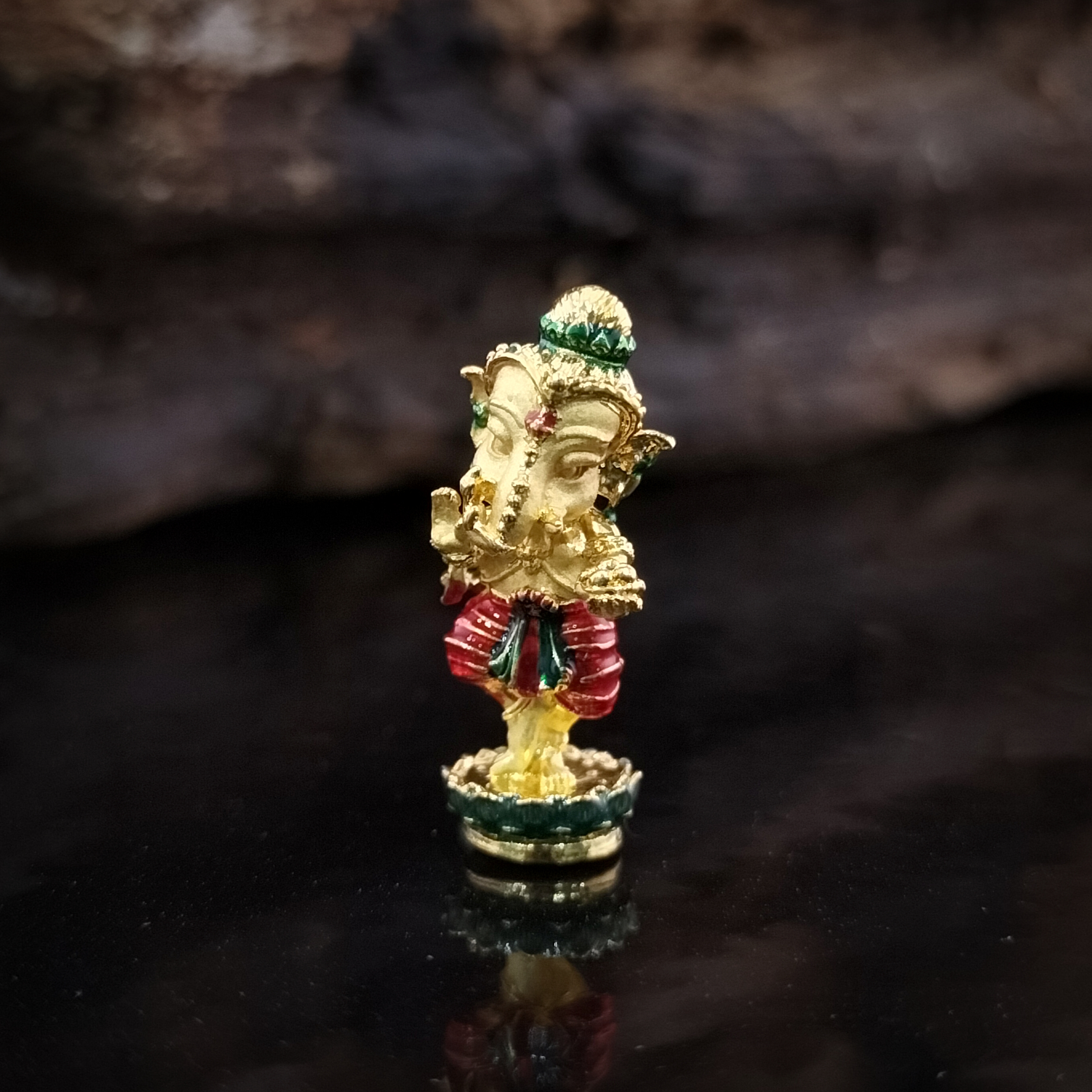 พระพิฆเนศน้อย คเณศนาฏย รหัส 2 เนื้อบรอนซ์ชุบทองลงยาราชาวดี