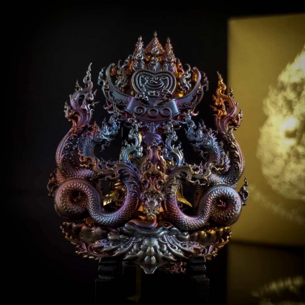 หลวงพ่อพัฒน์ ศตวรรษพันล้าน รหัส 13 เนื้อบรอนซ์ประกายรุ้งองค์ชุบทอง (สีรุ้งจะแตกต่างกันออกไปเป็นเอกลักษ์ที่สวยงานเฉพาะองค์)