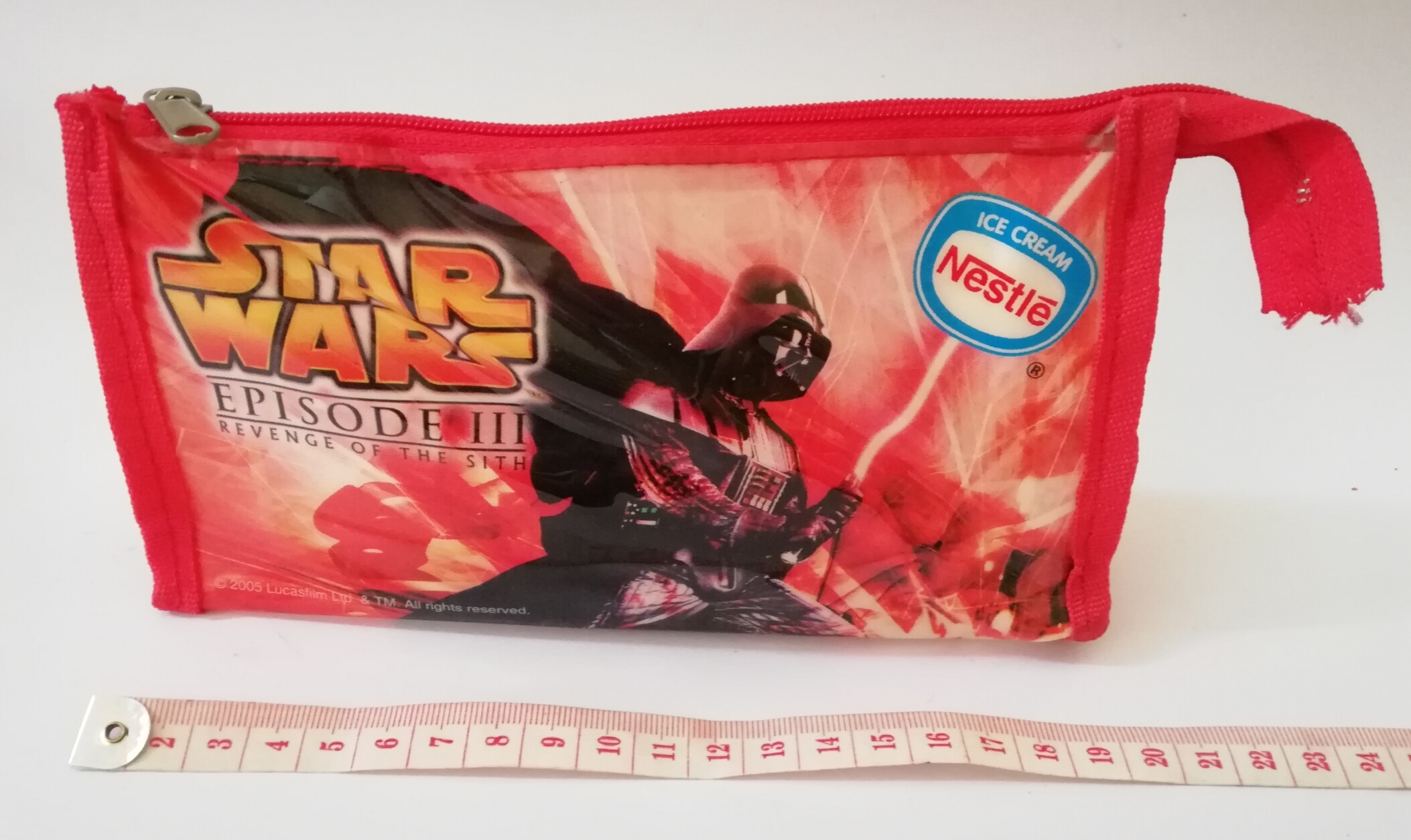 Revenge of the Sith กระเป๋าพลาสติกใส, ขอบและซิปแดงลายดาร์ธ เวเดอร์(Darth Vader) ไอศครีมเนสเล่