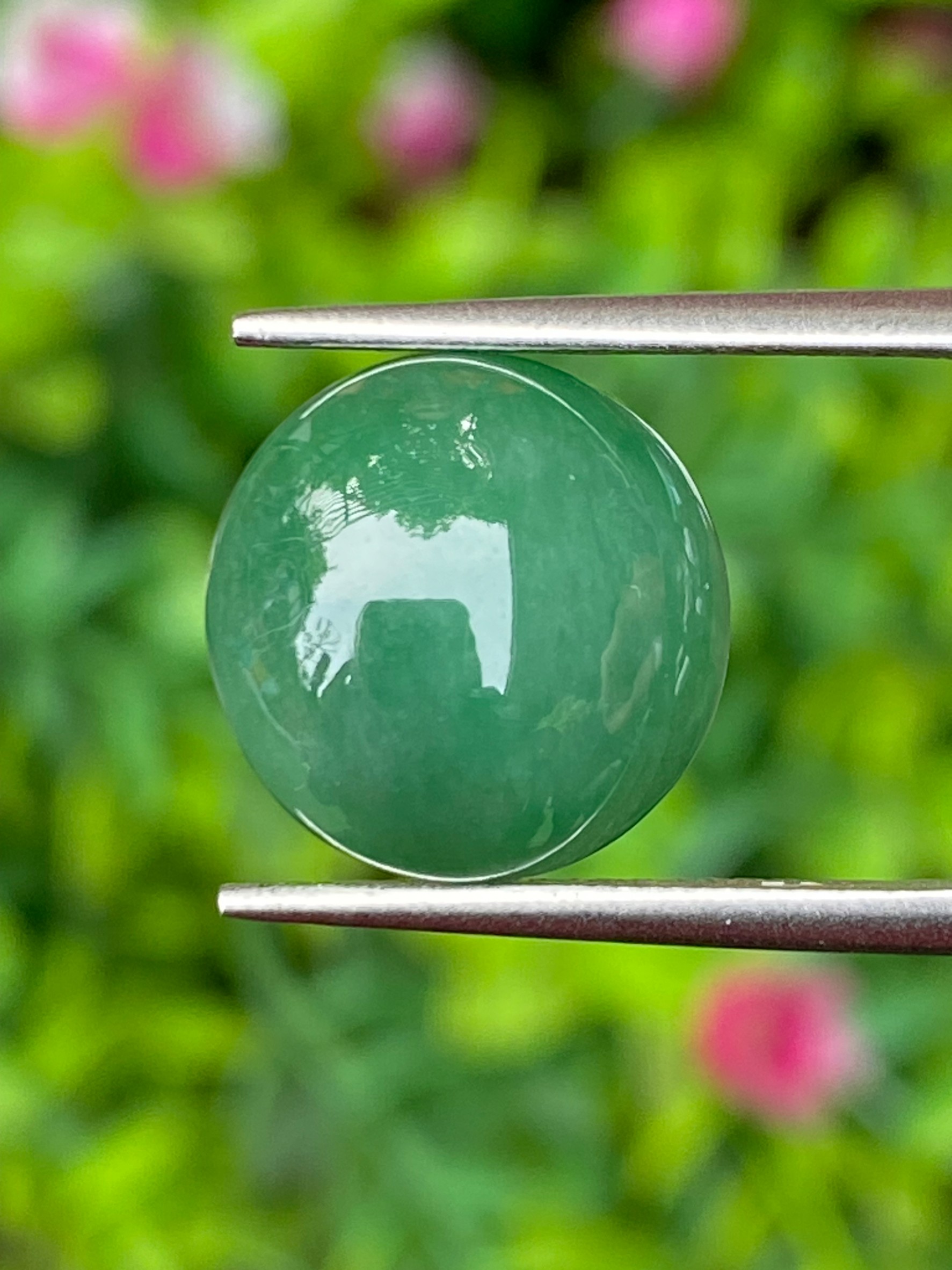 หยกพม่าเจียรนัย (Burmese jade ) 6.38 กะรัต หยกแท้ อัญมณีมงคลประจําวันเกิด เครื่องประดับหยก