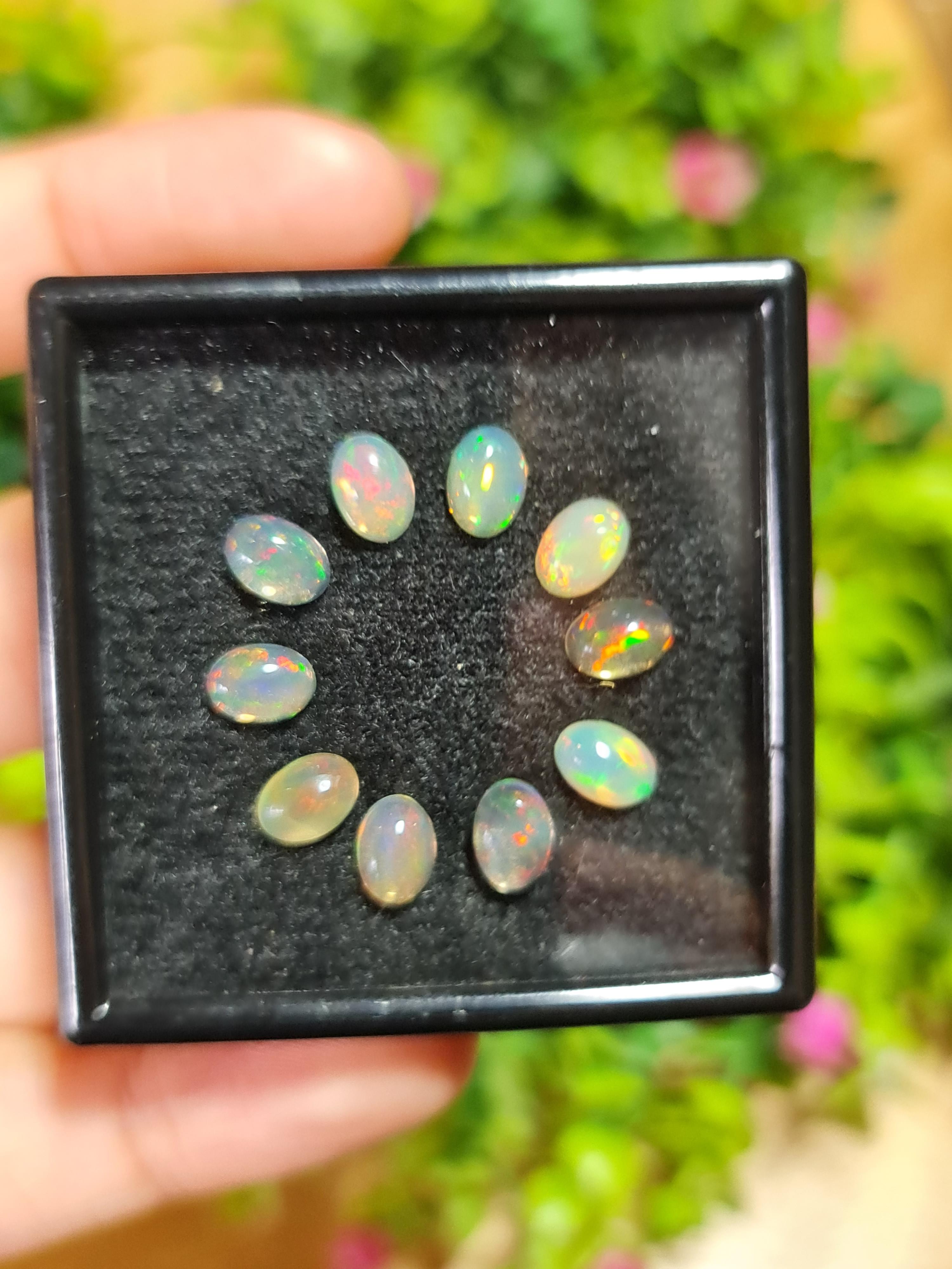 พลอย โอปอล Opal 6.43 กะรัต (Cts.) 10 เม็ด (Pcs.) พลอยแท้ อัญมณีมงคลประจําวันเกิด เครื่องประดับพลอย