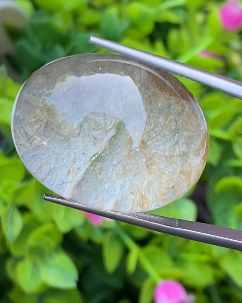 โป่งข่าม ควอตซ์ Rutilated Quartz 61.87 กะรัต Cts. พลอยแท้ อัญมณีมงคลประจําวันเกิด เครื่องประดับพลอย