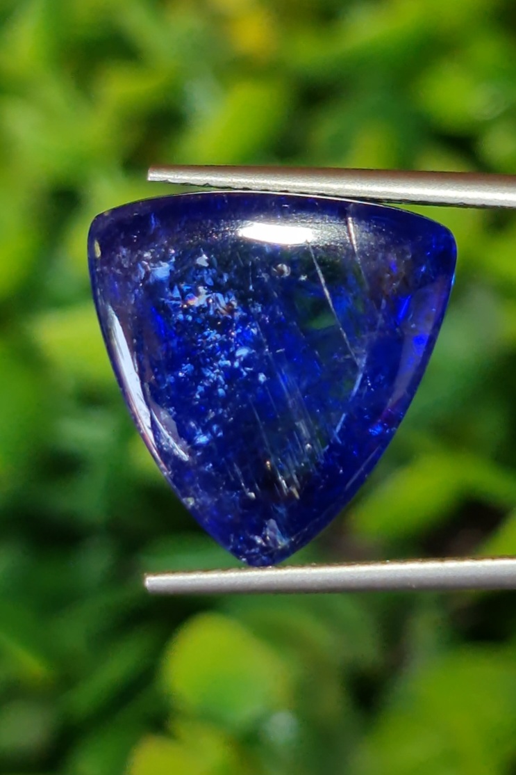 พลอย แทนซาไนท์ Tanzanite 20.60 กะรัต (Cts.) พลอยแท้ อัญมณีมงคลประจําวันเกิด เครื่องประดับพลอย