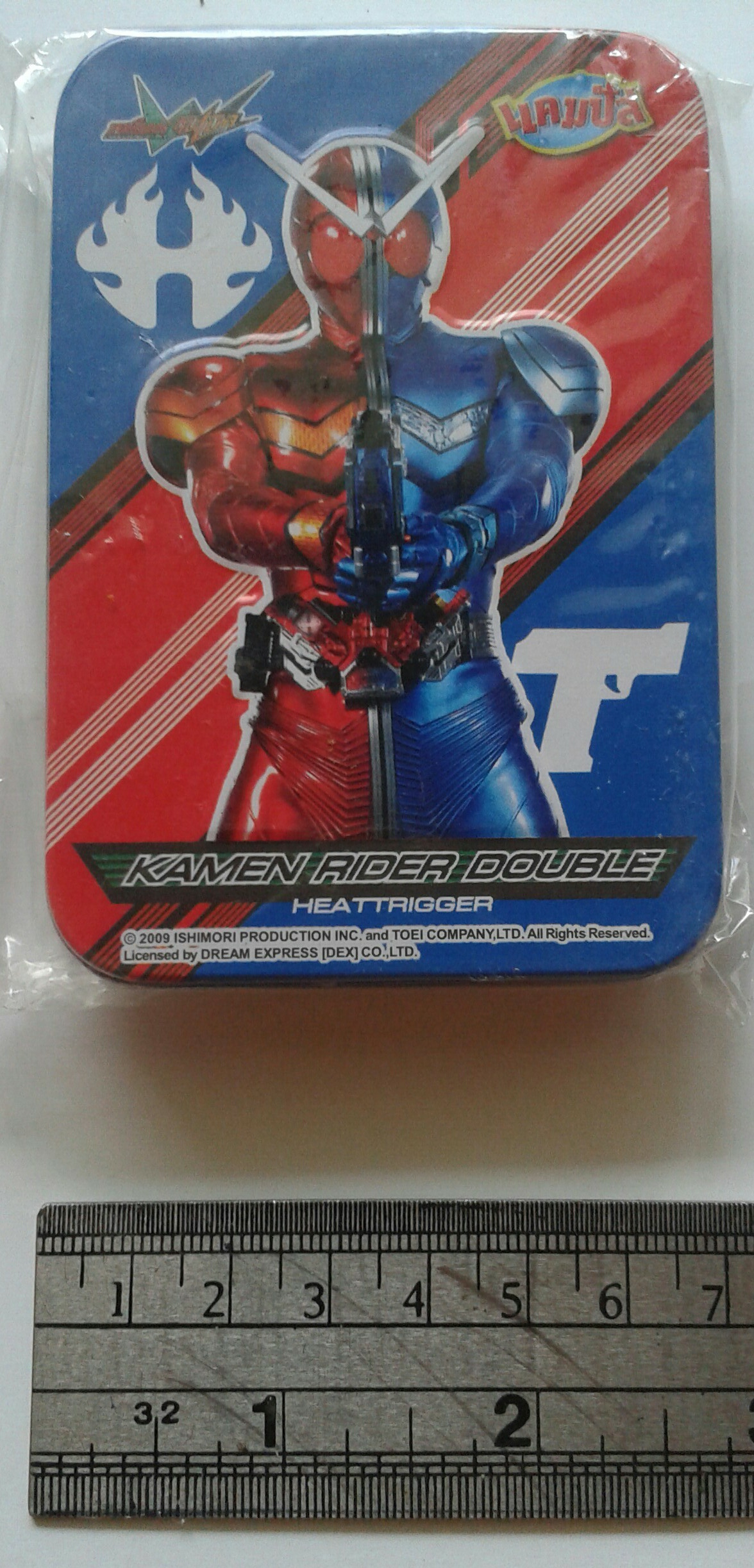 กล่องโลหะ ลาย มาสค์ไรเดอร์ ดับเบิ้ล Masked Rider Double ขนาดตามภาพ มี 6