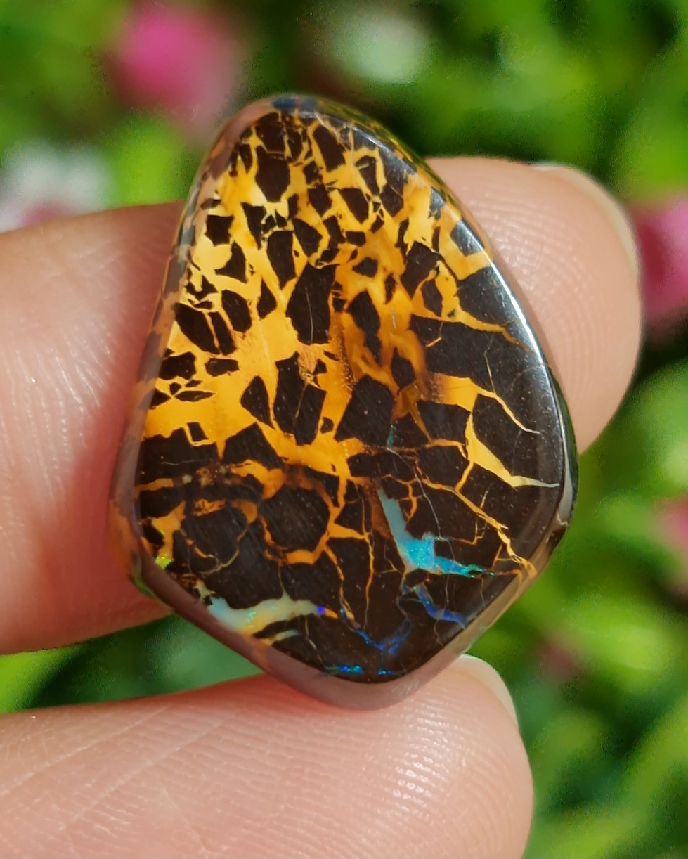 พลอย โบลเดอร์ โอปอล ออสเตรเลีย Australian Boulder Opal 15.10 กะรัต (Cts.) พลอยแท้ อัญมณีมงคลประจําวันเกิด เครื่องประดับพลอย