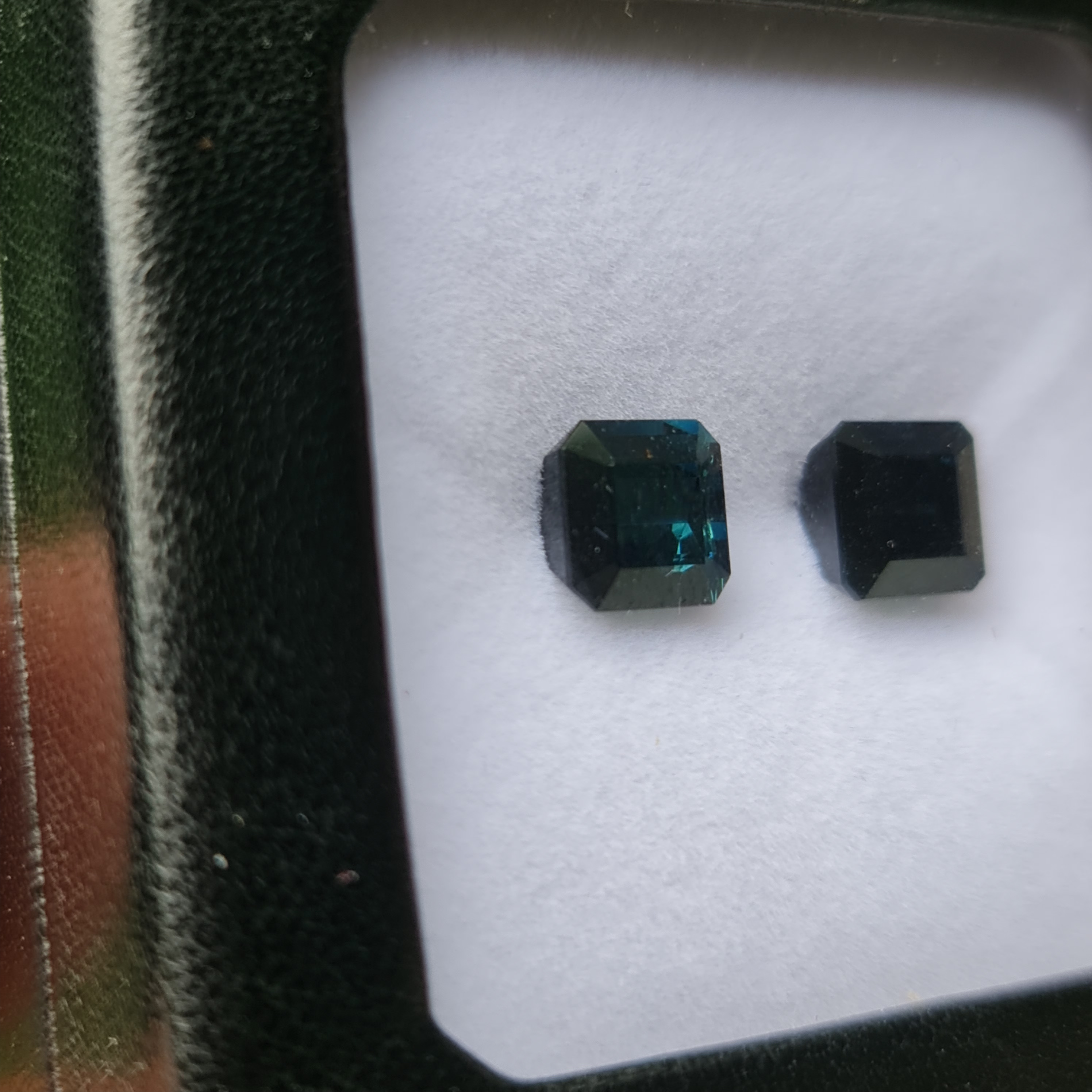 พลอย ลากูน ทัวร์มาลีน (Ragoon Tourmaline) 4.70 กะรัต (Cts.) 2 เม็ด พลอยแท้ อัญมณีมงคลประจําวันเกิด เครื่องประดับพลอย