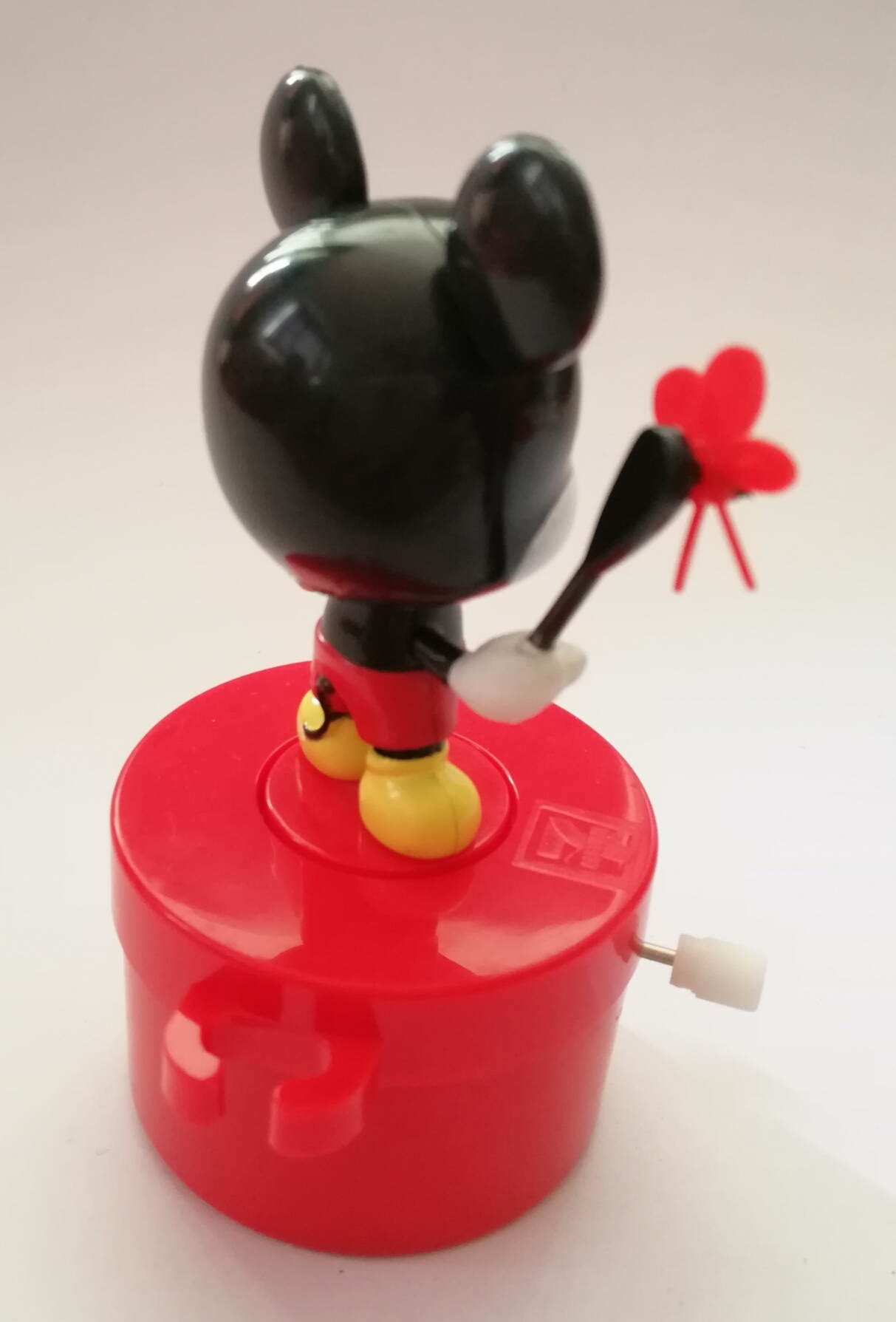 กล่องดนตรี***ไม่เช็คระบบว่าใช้งานได้หรือไม่ เพราะสภาพเก่าเก็บ หลายปีแล้ว Cutie Music Box, Disney Mickey Mouse +DIY Sticker ของสะสมจาก 7-11