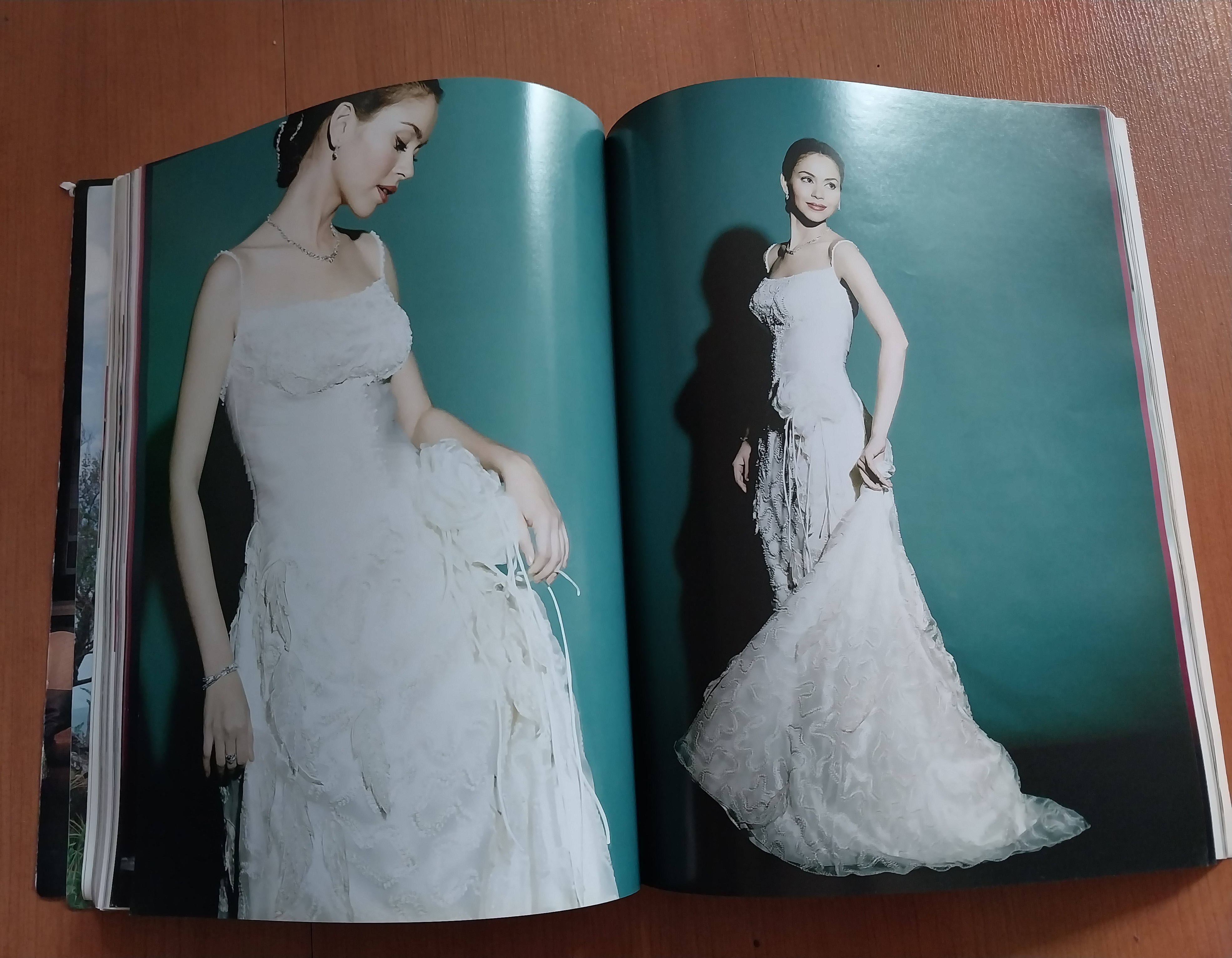 นิตยสารเก่า Wedding เพื่อนผู้รู้ใจเจ้าสาววันนี้ The Ultimate Guide for the Modern Bride หน้าปก นัท มีเรีย