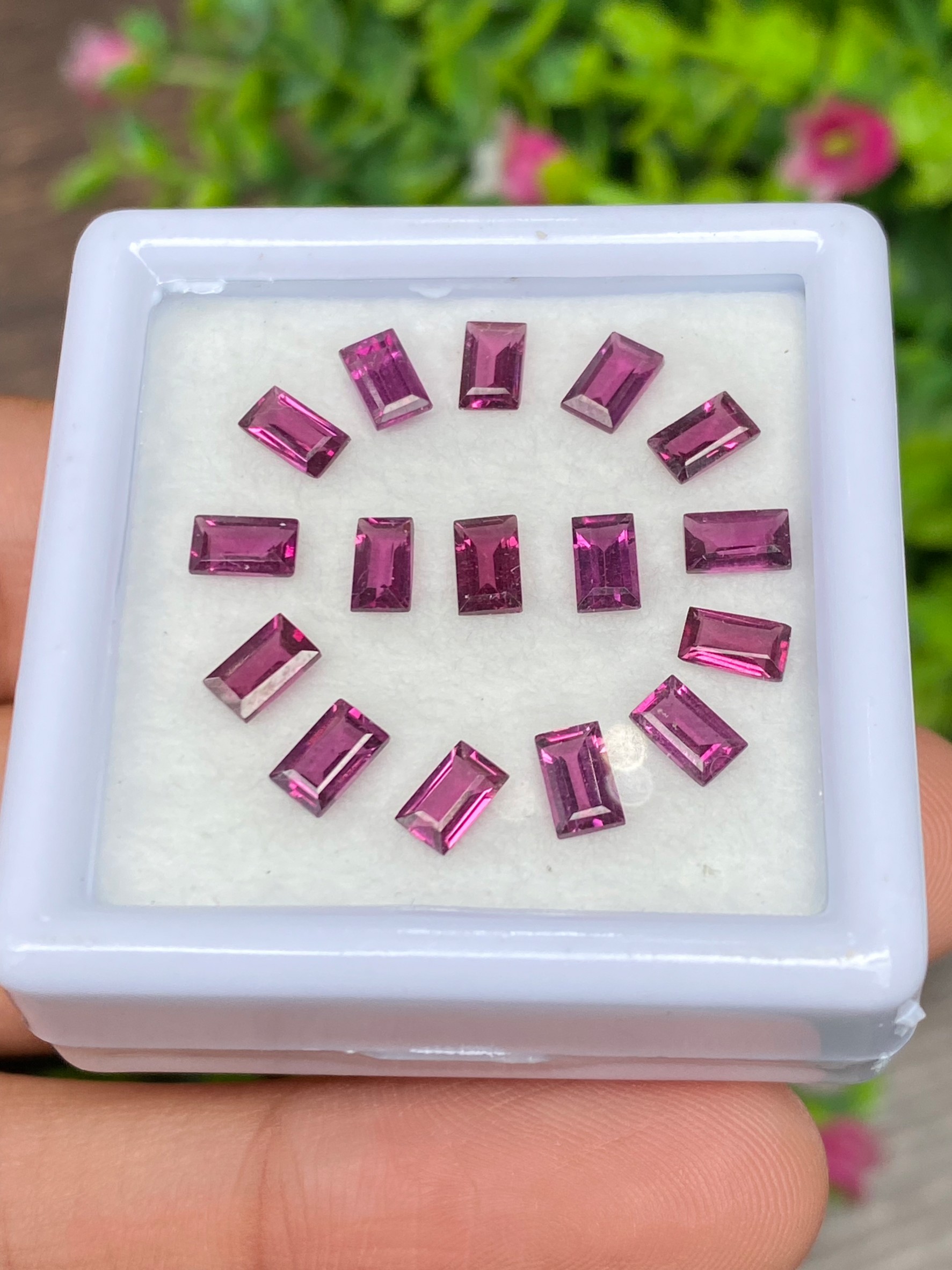 พลอย โรโดไลต์ กาเน็ท Rhodolite Garnet 16 เม็ด Pcs. 5.79 กะรัต Cts.พลอยแท้ อัญมณีมงคลประจําวันเกิด เครื่องประดับพลอย