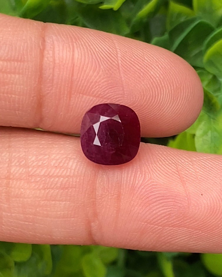 พลอย ทับทิม พม่า (Burmese Ruby Sapphire) 4.07 กะรัต พร้อมใบเซอร์ พลอยแท้ อัญมณีมงคลประจําวันเกิด เครื่องประดับพลอย