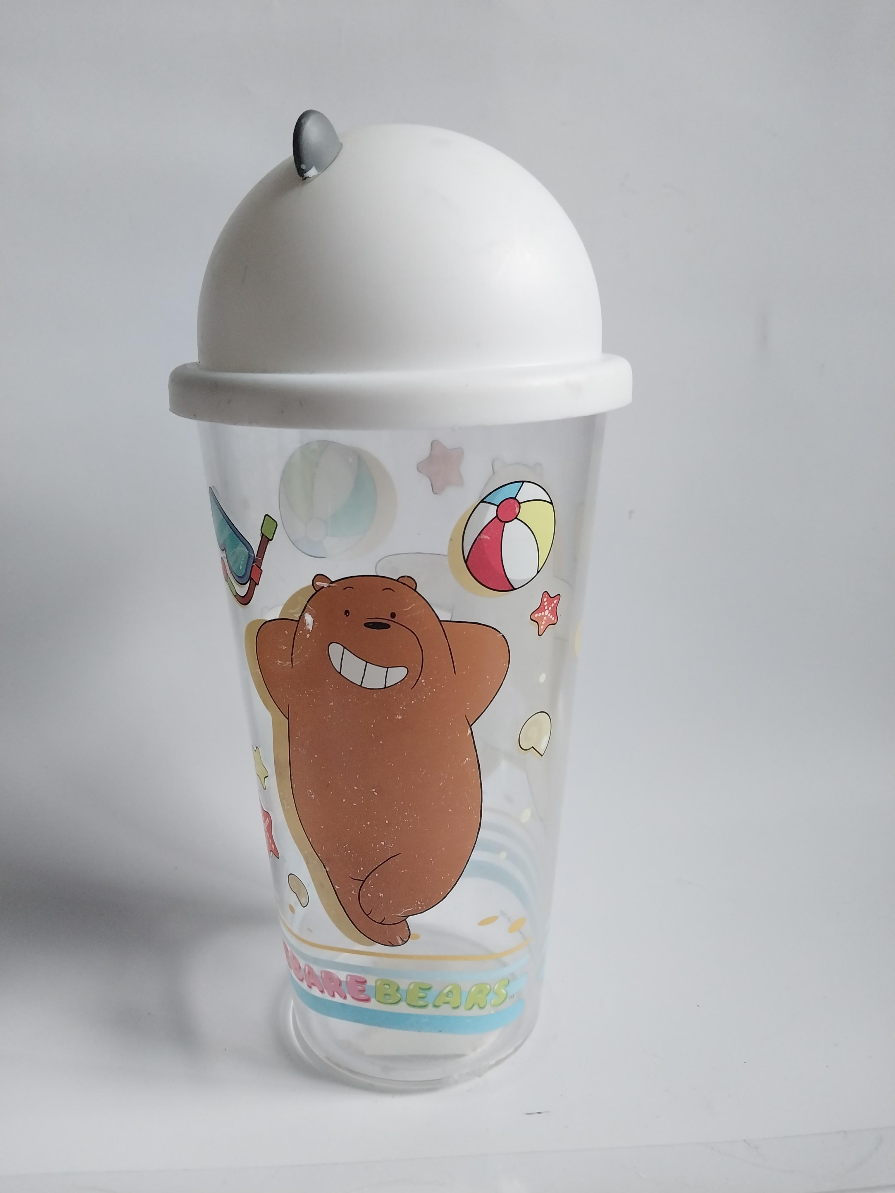 มีหลายภาพ ของสะสมเก่ามีตำหนิ โปรดดูทุกภาพ แก้วน้ำ ลาย We bare Bear มี 3 ตัว