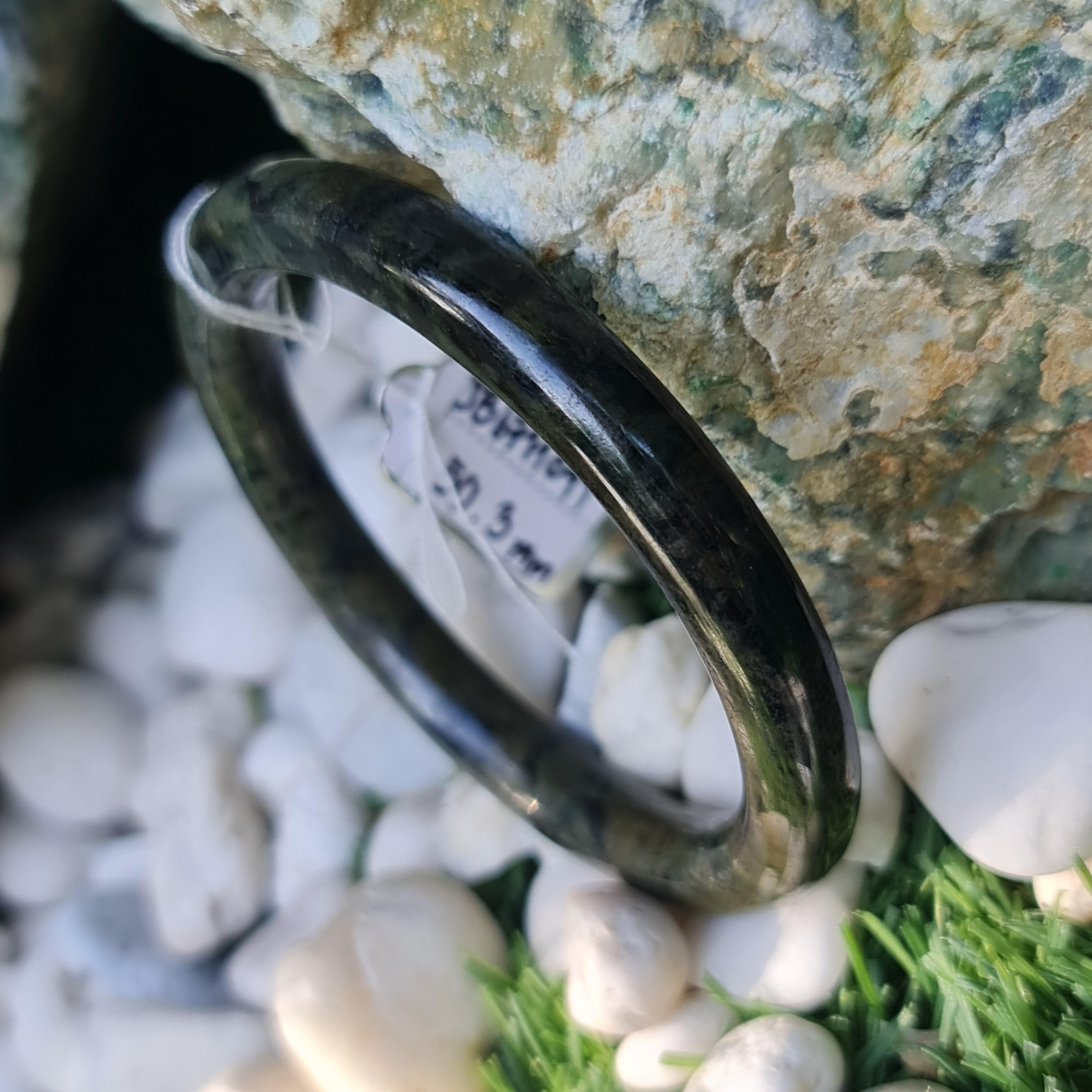 JB6711091 หยก พม่า แท้ Jade กำไลหยก 50.3 มม. (Jadeite bracelet) พม่า (Myanmar)