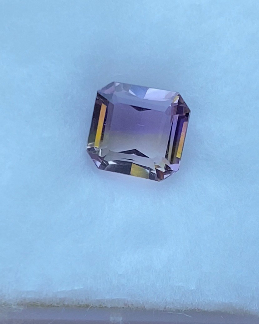 พลอย อเมทริน Natural Ametrine 3.60 กะรัต (Cts.)พลอยแท้ อัญมณีมงคลประจําวันเกิด เครื่องประดับพลอย