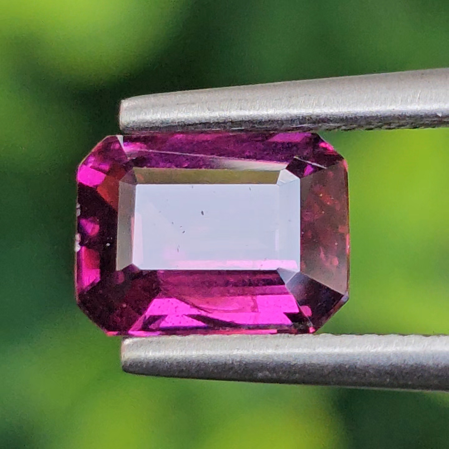 พลอย อุมบาไลต์ การ์เน็ต Umbalite Garnet 1.26 กะรัต (Cts.) ดิบ Unheated ลอยแท้ อัญมณีมงคลประจําวันเกิด เครื่องประดับพลอย