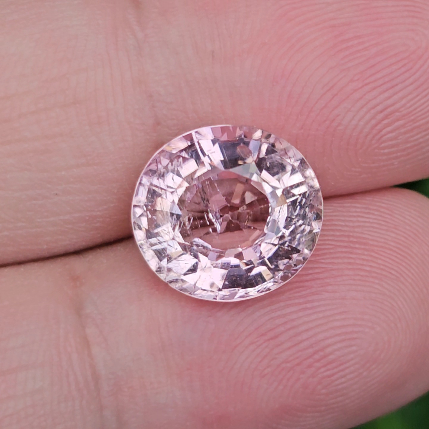 พลอย ทัวร์มาลีน Tourmaline 6.73 กะรัต (Cts.) พลอยแท้ อัญมณีมงคลประจําวันเกิด เครื่องประดับพลอย