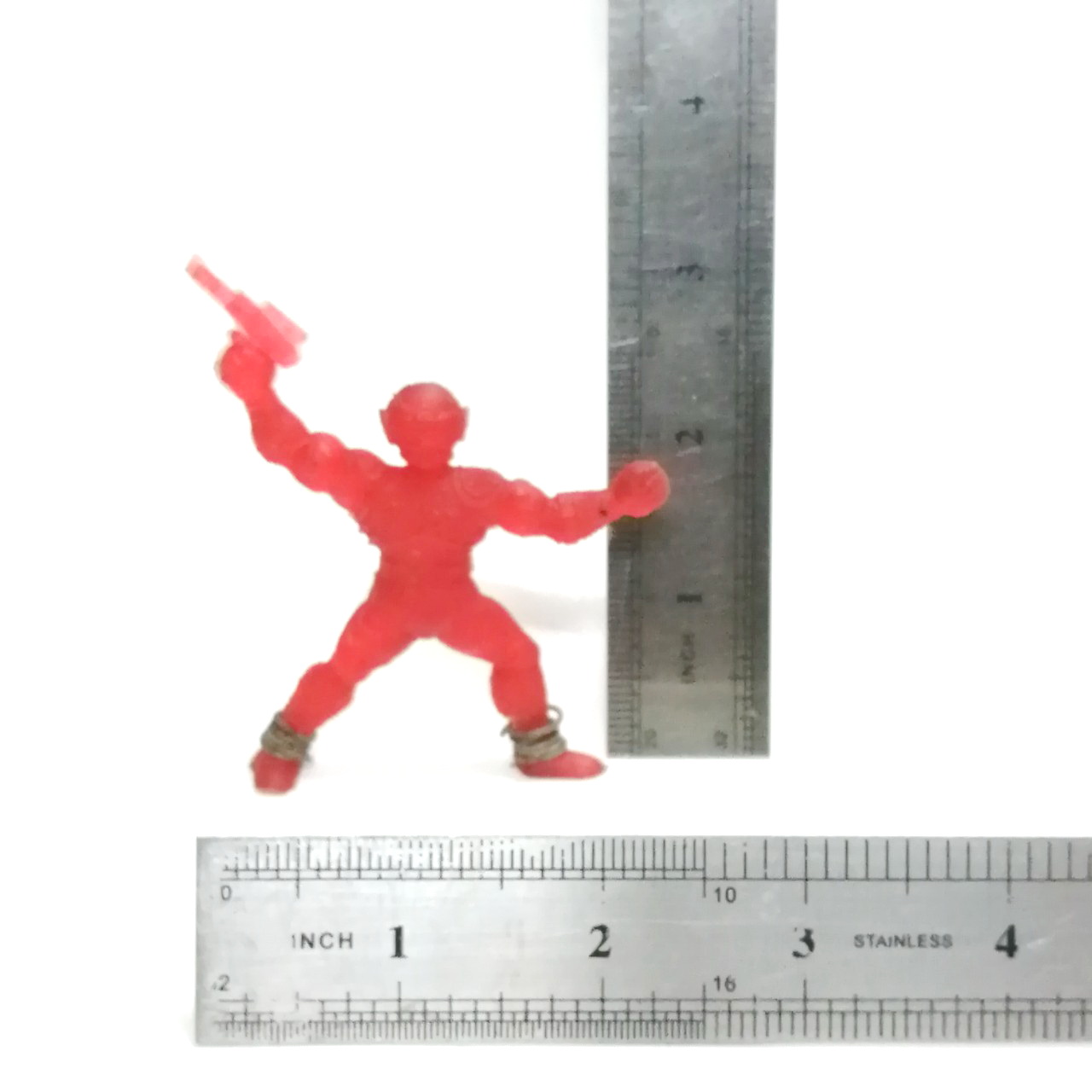 ตุ๊กตุ่นยางขนาด2.5นิ้ว 2สิงห์ไบครอสเซอร์ สีแดง มีลวดพัน สภาพเดิมๆ ขนาดตามรูป งานเก่าเก็บ