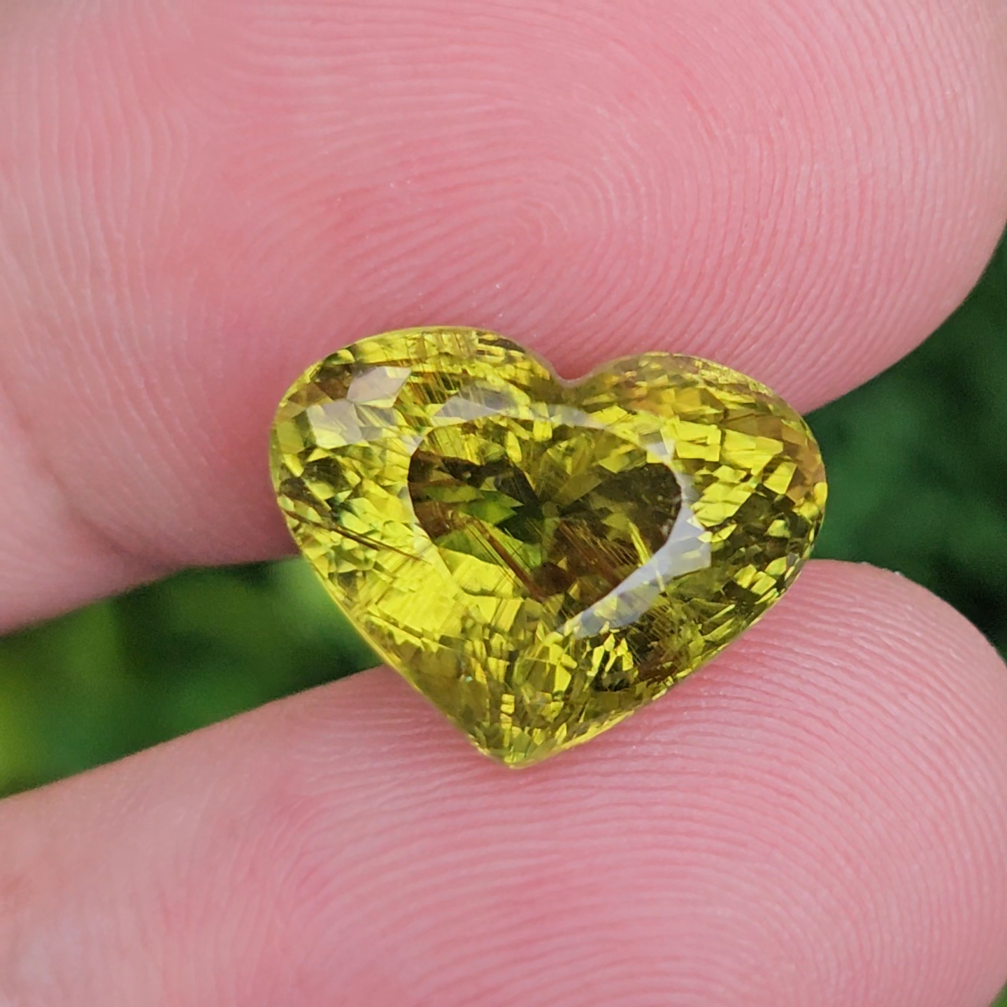 พลอย พาไรบ้า ทัวร์มาลีน Paraiba Tourmaline 9.52 กะรัต (Cts.) พร้อมใบเซอร์ พลอยแท้อัญมณีมงคล ประจําวันเกิด เครื่องประดับพลอย