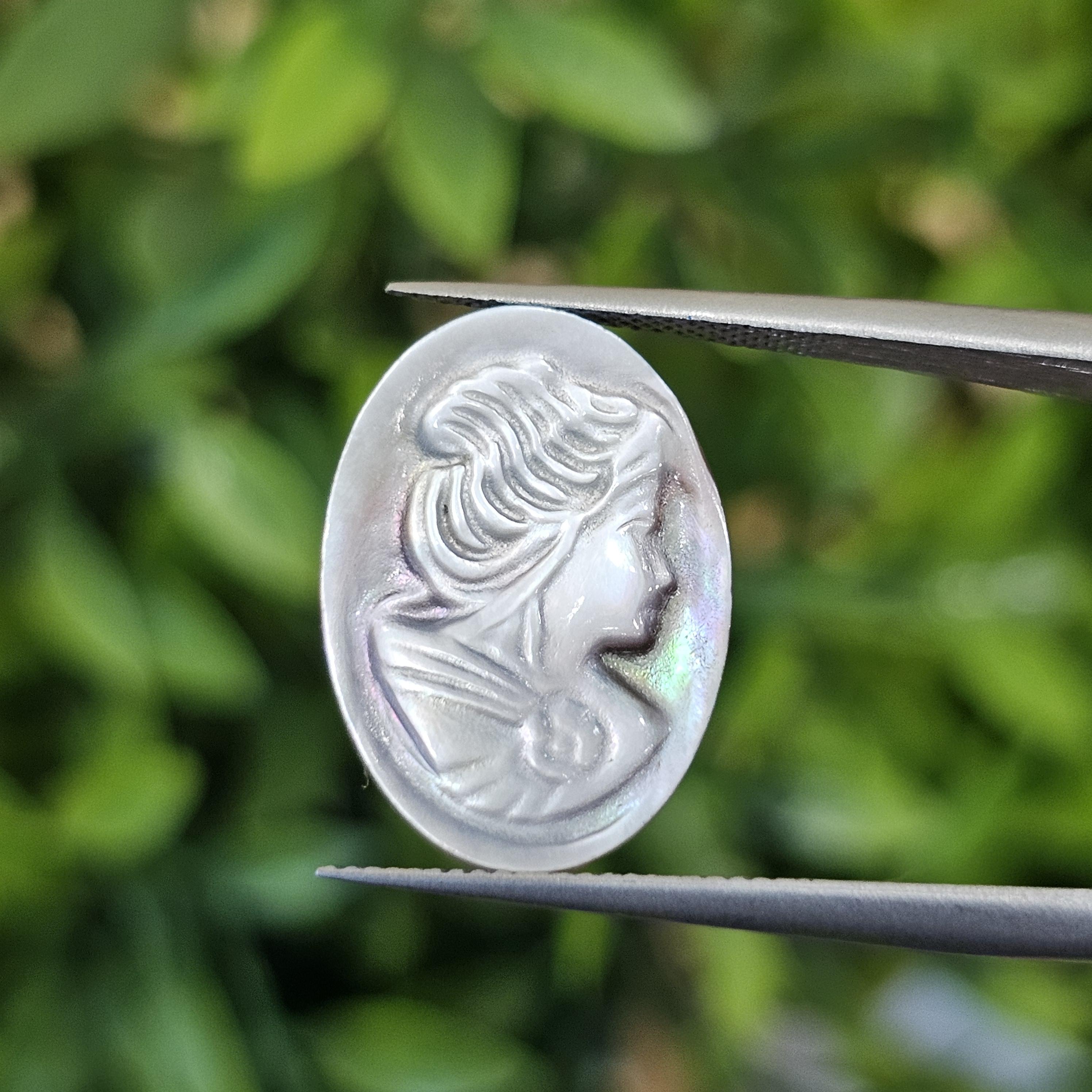 เปลือกหอยมุก แกะสลัก Pearl Shell Carved 4.38 กะรัต (Cts.)