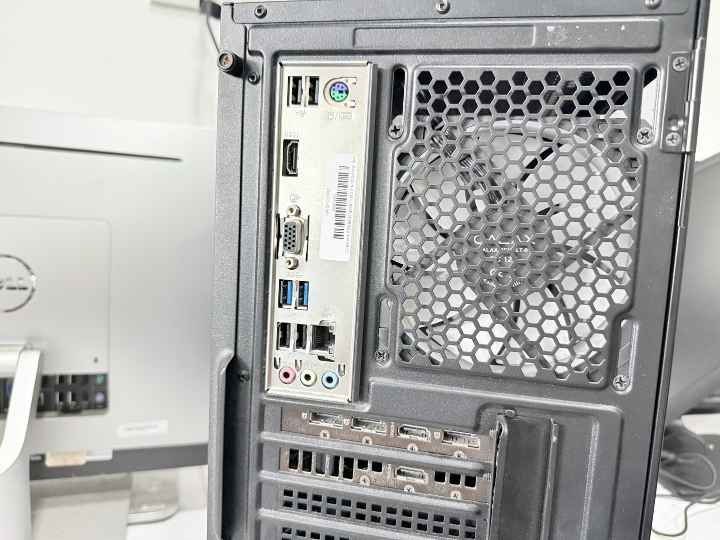 PC ประกอบ Galax Revolution-01(i5-11400F16GBM.2 500GB1TBRTX 3060Ti 8GB)