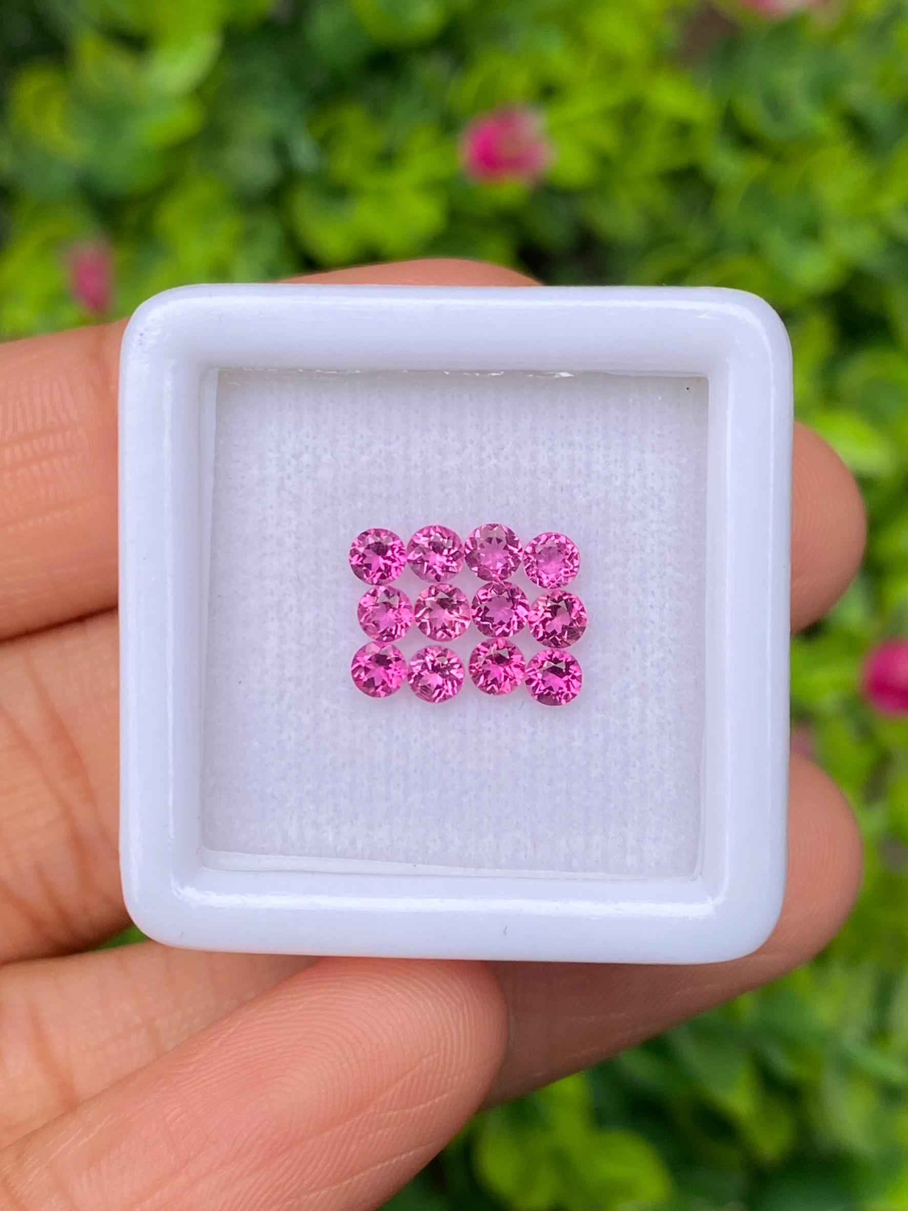 พลอย ทัวร์มาลีน Tourmaline 0.91 กะรัต (Cts.) 12 เม็ด พลอยแท้ อัญมณีมงคลประจําวันเกิด เครื่องประดับพลอย