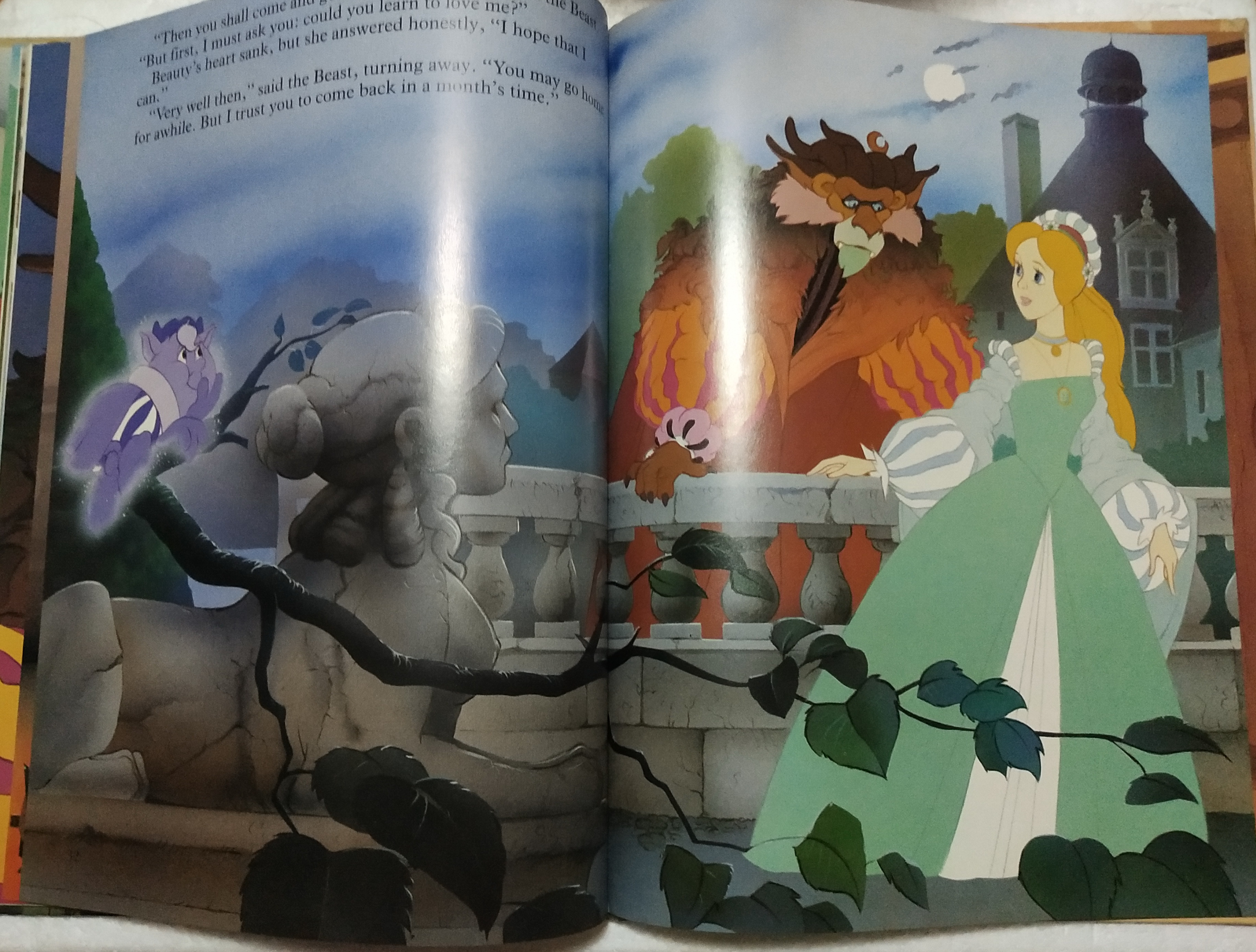 หนังสือภาพการ์ตูนดิสนีย์ ขนาดกว่า 12" **มีรอยเก่า และยับเล็กน้อยตามภาพ,ฉบับภาษาอังกฤษ โฉมงามกับเจ้าชายอสูร Beauty and the Beast โดย Van Gool,World Fairy Tale Series , MELBOURNE,AUSTRALIA