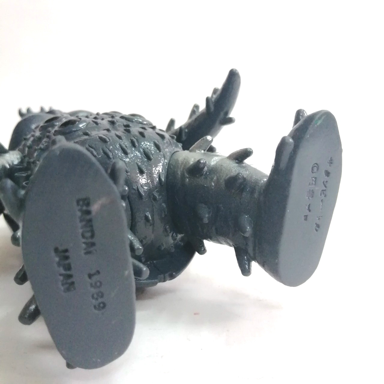 ซอฟ 7นิ้ว ขนาดตามรูป สัตว์ประหลาด ซาตานบีเทิ่ล จากอุลตร้าแมนเรโอ ซอฟ Bandai japan 1989 มีรอยถลอกเล็กน้อย