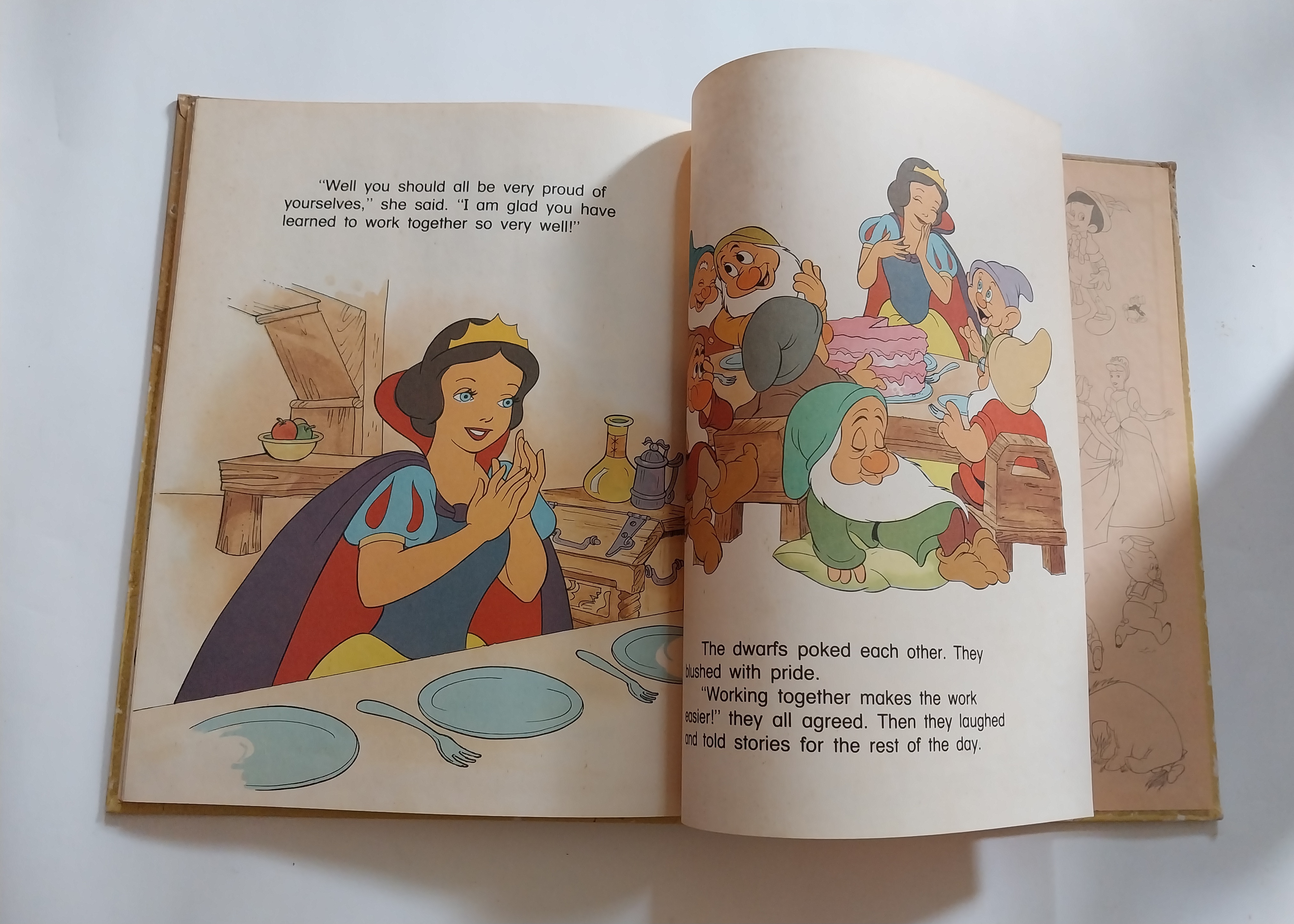 หนังสือนิทานเก่าจาก Walt's Disney ฉบับภาษาอังกฤษ สโนว์ไวท์, Welcome Back Snow White,A Walt Disney Beginning Reader ,A Bantam Book