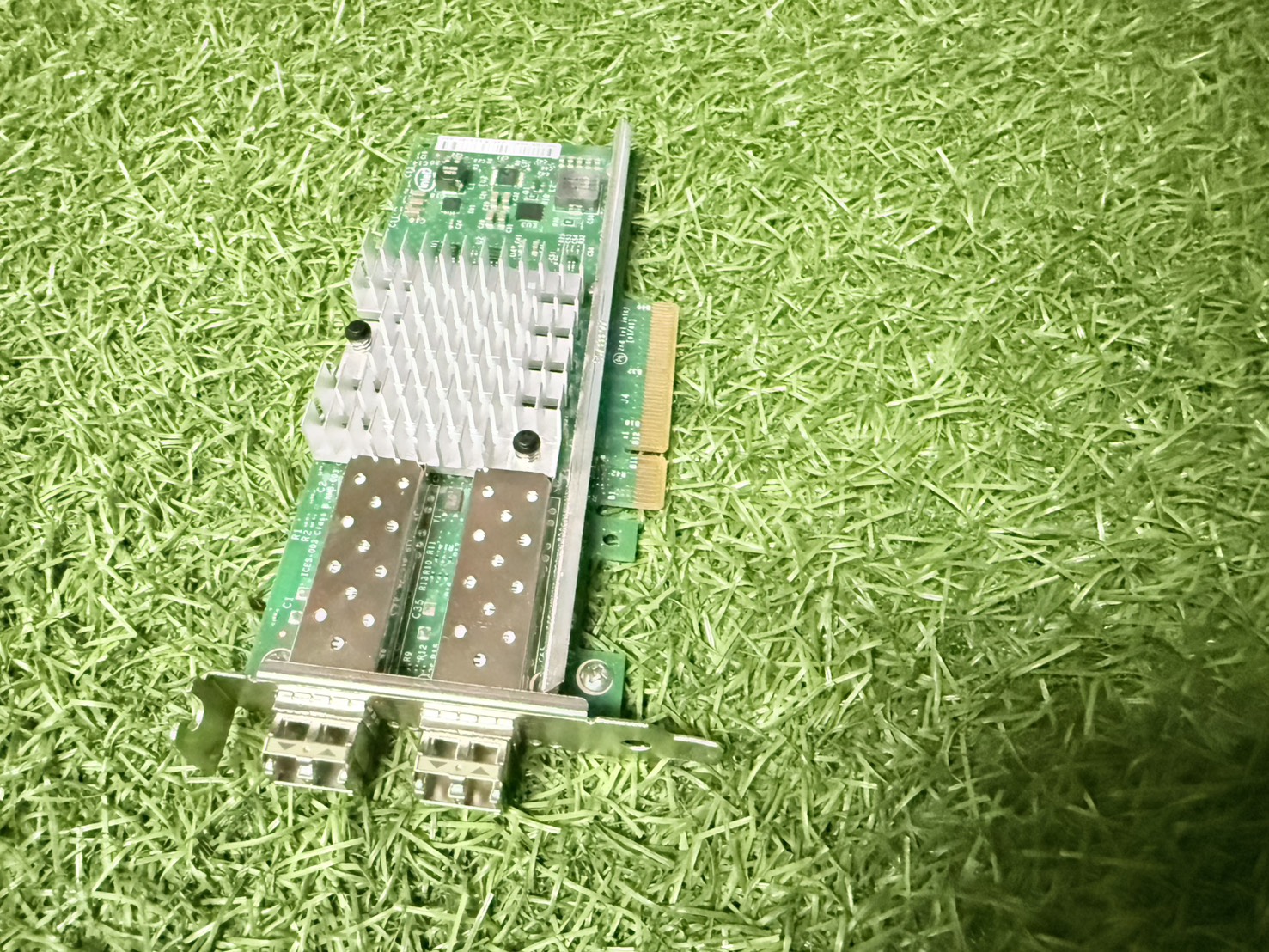 สำหรับ Server Intel Ethernet Converged Network Adapter X520-SR2 การ์ดเครือข่าย (Network Adapter / NIC) แบบ 10GbE มี 4 ใบ