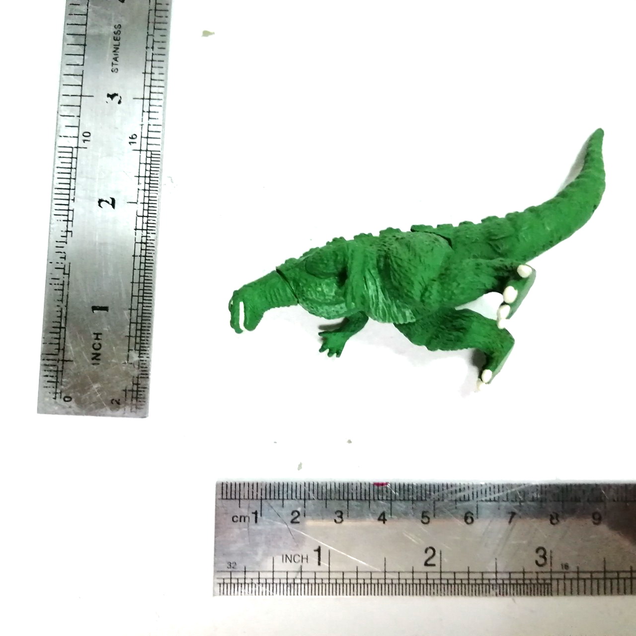 กาชาปอง ก๊อตซิลล่า 1998 ไซส์3นิ้ว ขนาดตามรูป ไม่หัก ไม่กาว สภาพดีมีรอยบ้าง